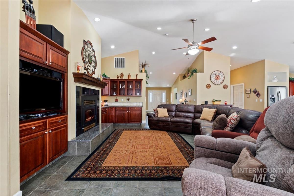 4609 N Mountain View Drive, Boise, Idaho 83704, 5 Bedrooms, 3 Bathrooms, Residential For Sale, Price $1,499,990,MLS 98977890