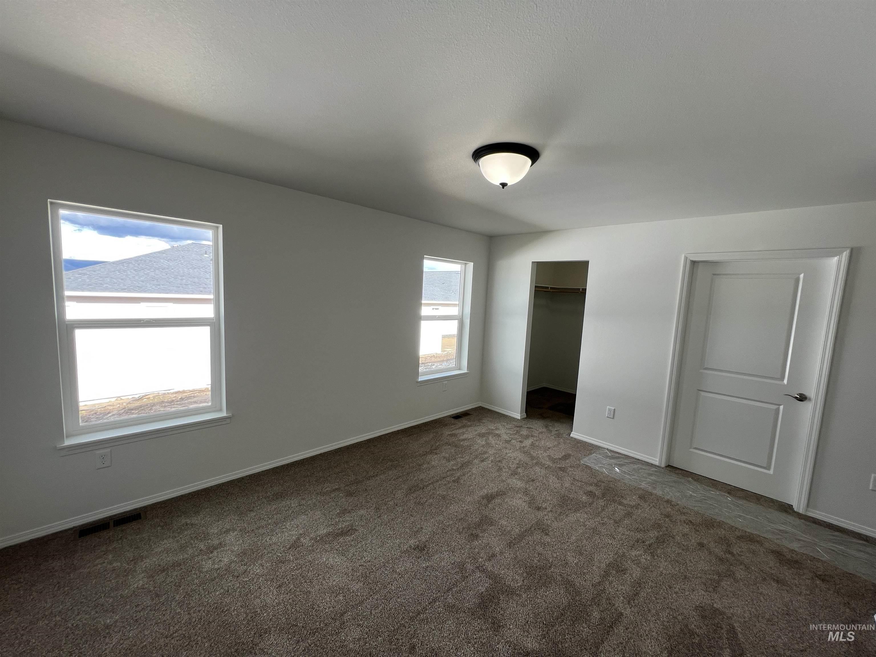 1735 Painted Rock Ct., Lewiston, Idaho 83501, 3 Bedrooms, 2 Bathrooms, Residential For Sale, Price $399,900,MLS 98977891