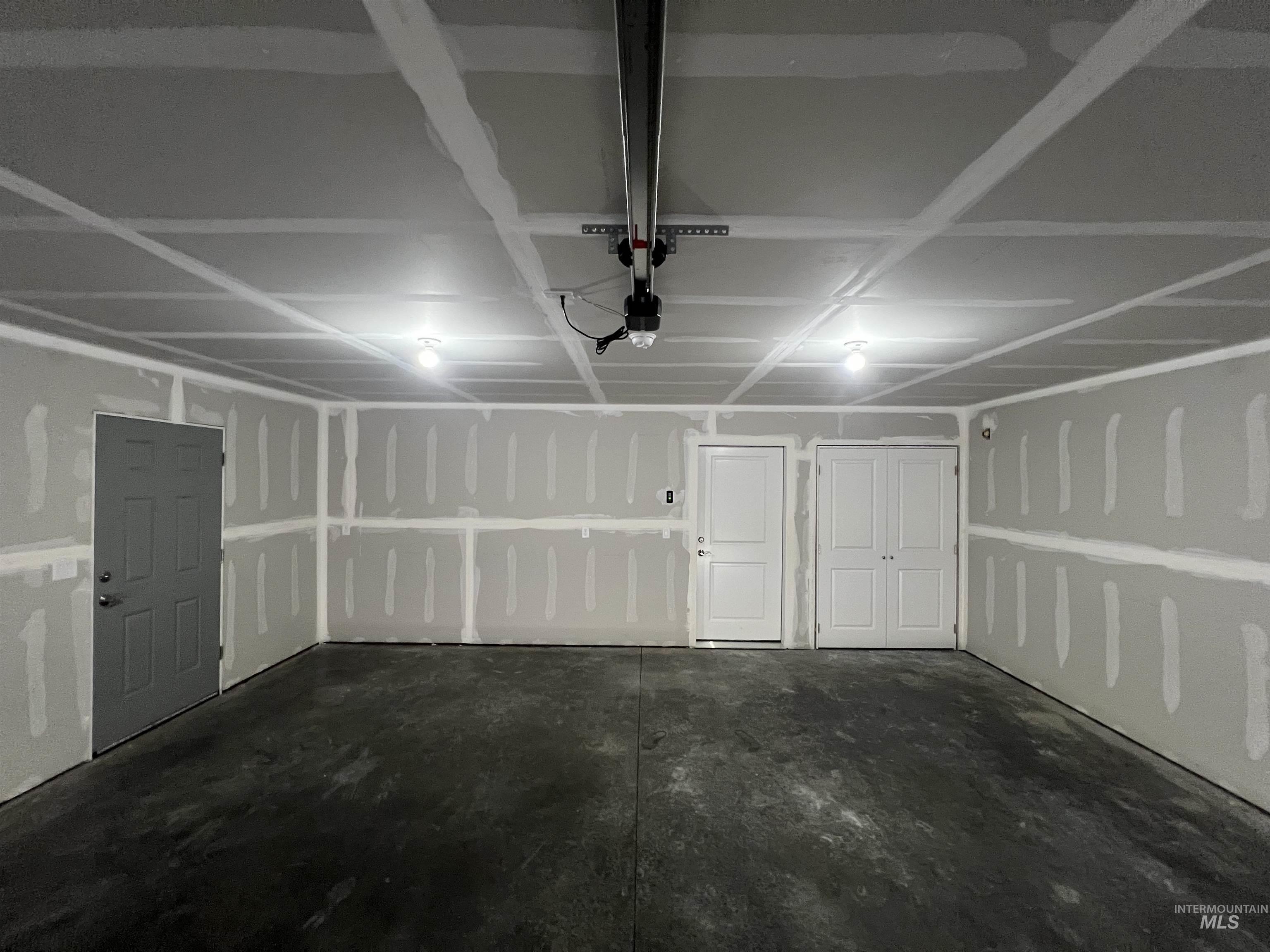 1735 Painted Rock Ct., Lewiston, Idaho 83501, 3 Bedrooms, 2 Bathrooms, Residential For Sale, Price $399,900,MLS 98977891