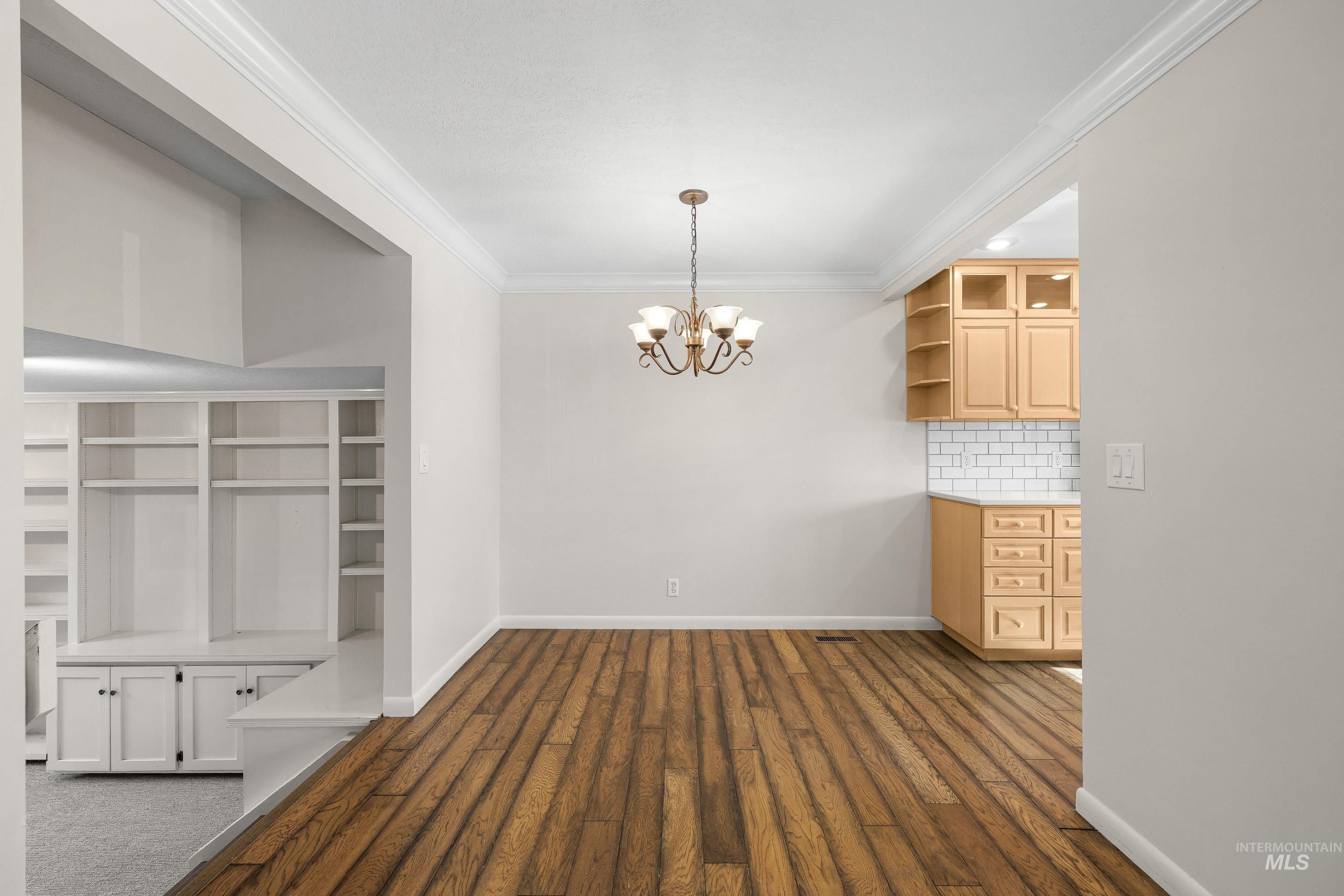 515 S Walnut, Boise, Idaho 83712, 4 Bedrooms, 2.5 Bathrooms, Residential For Sale, Price $642,000,MLS 98977893