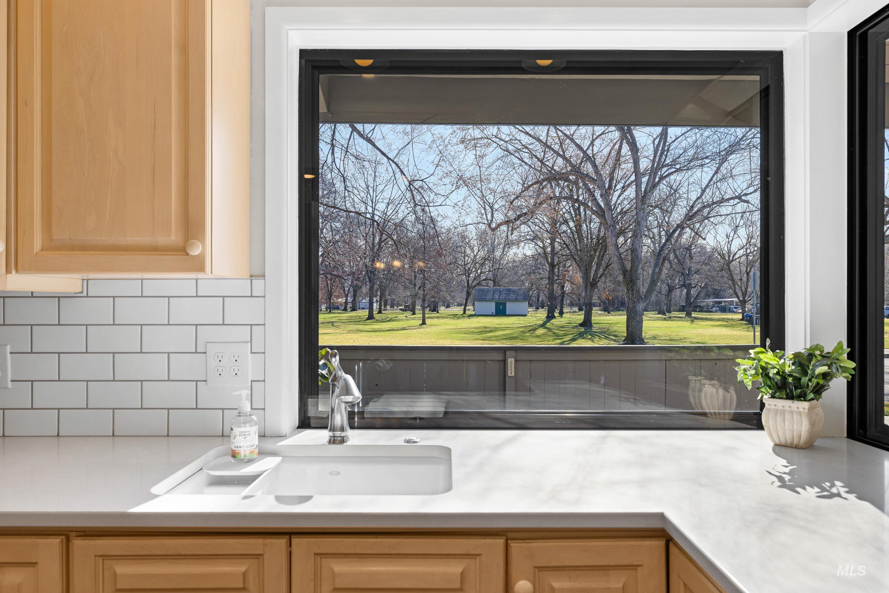 515 S Walnut, Boise, Idaho 83712, 4 Bedrooms, 2.5 Bathrooms, Residential For Sale, Price $642,000,MLS 98977893