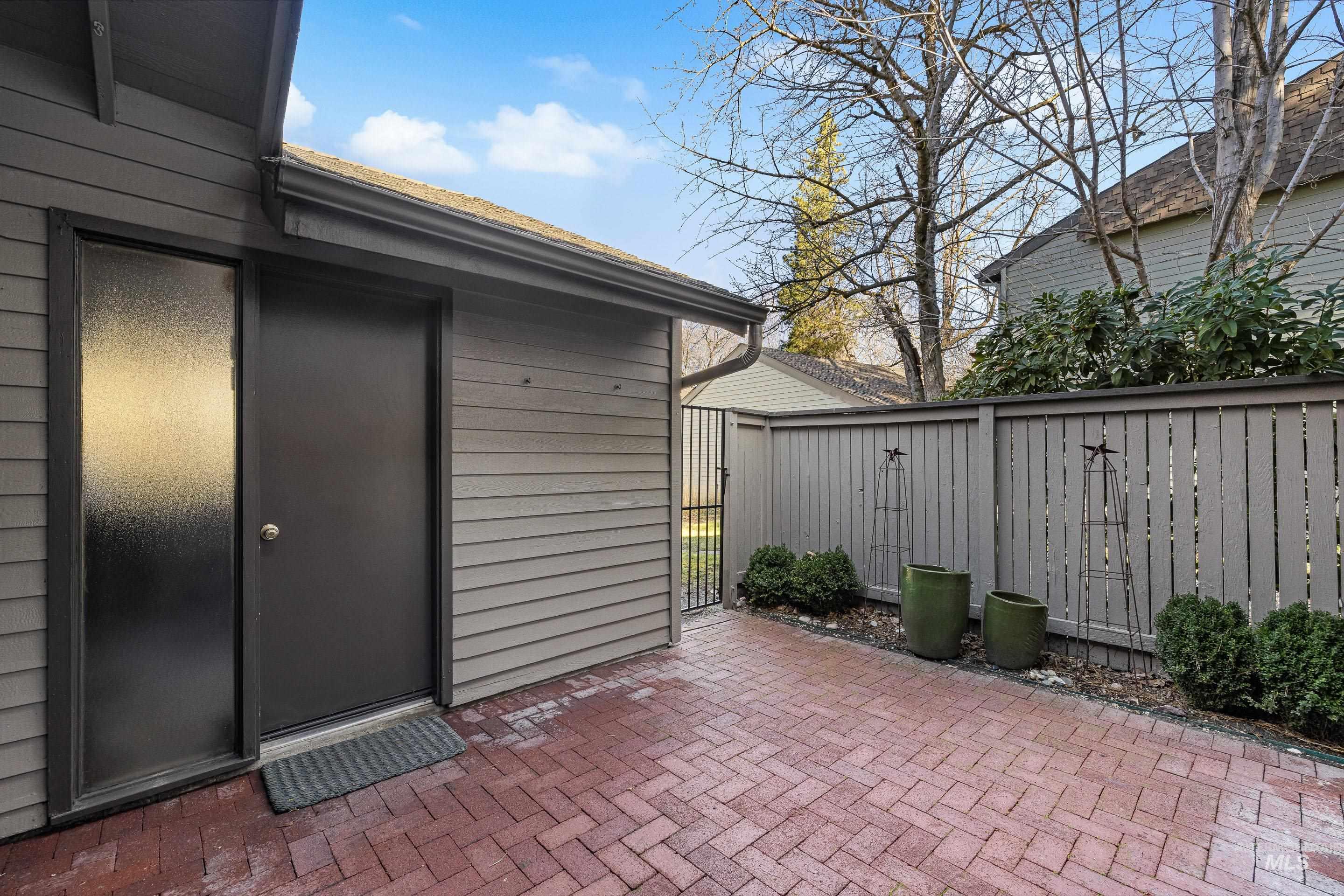 515 S Walnut, Boise, Idaho 83712, 4 Bedrooms, 2.5 Bathrooms, Residential For Sale, Price $642,000,MLS 98977893