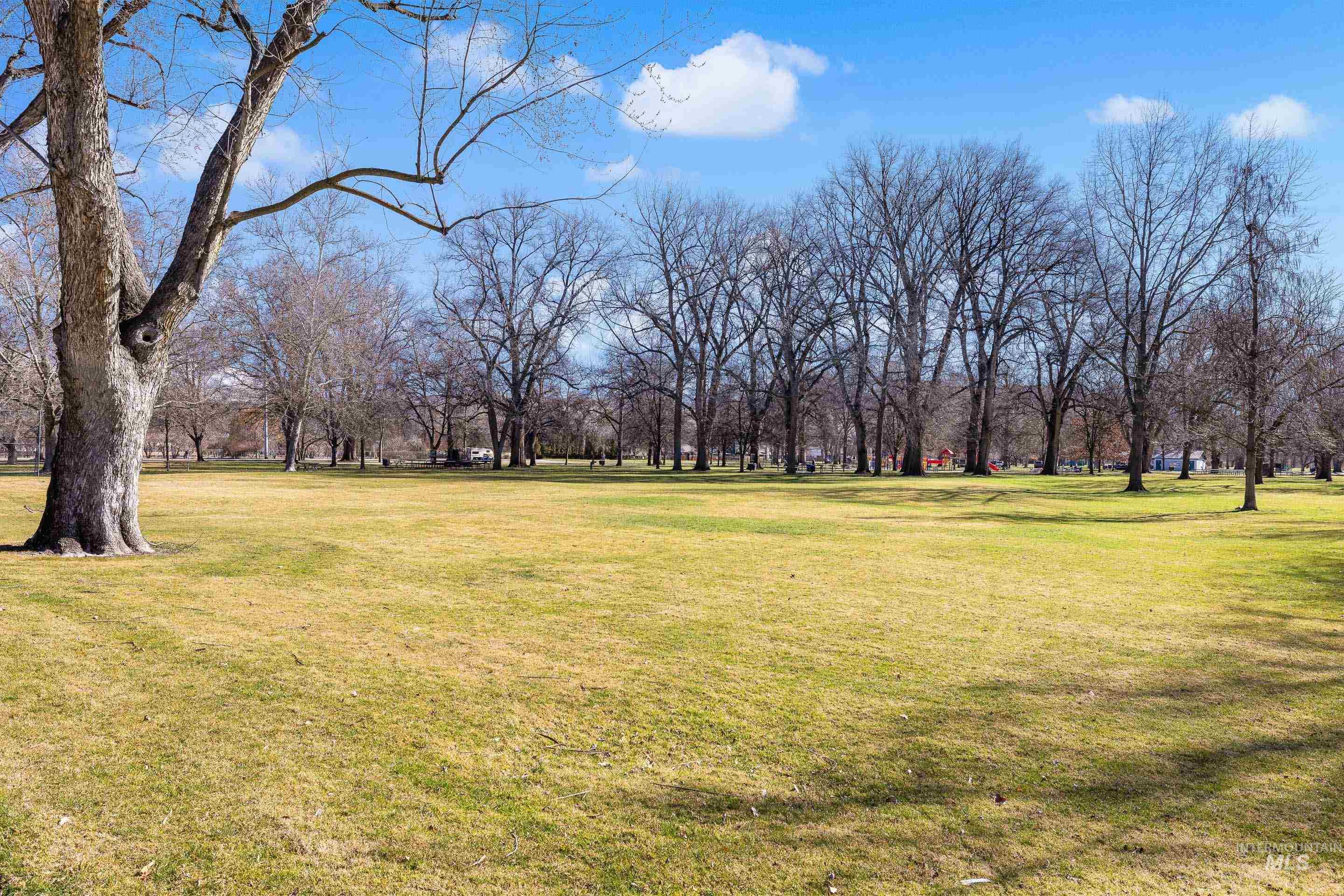 515 S Walnut, Boise, Idaho 83712, 4 Bedrooms, 2.5 Bathrooms, Residential For Sale, Price $642,000,MLS 98977893