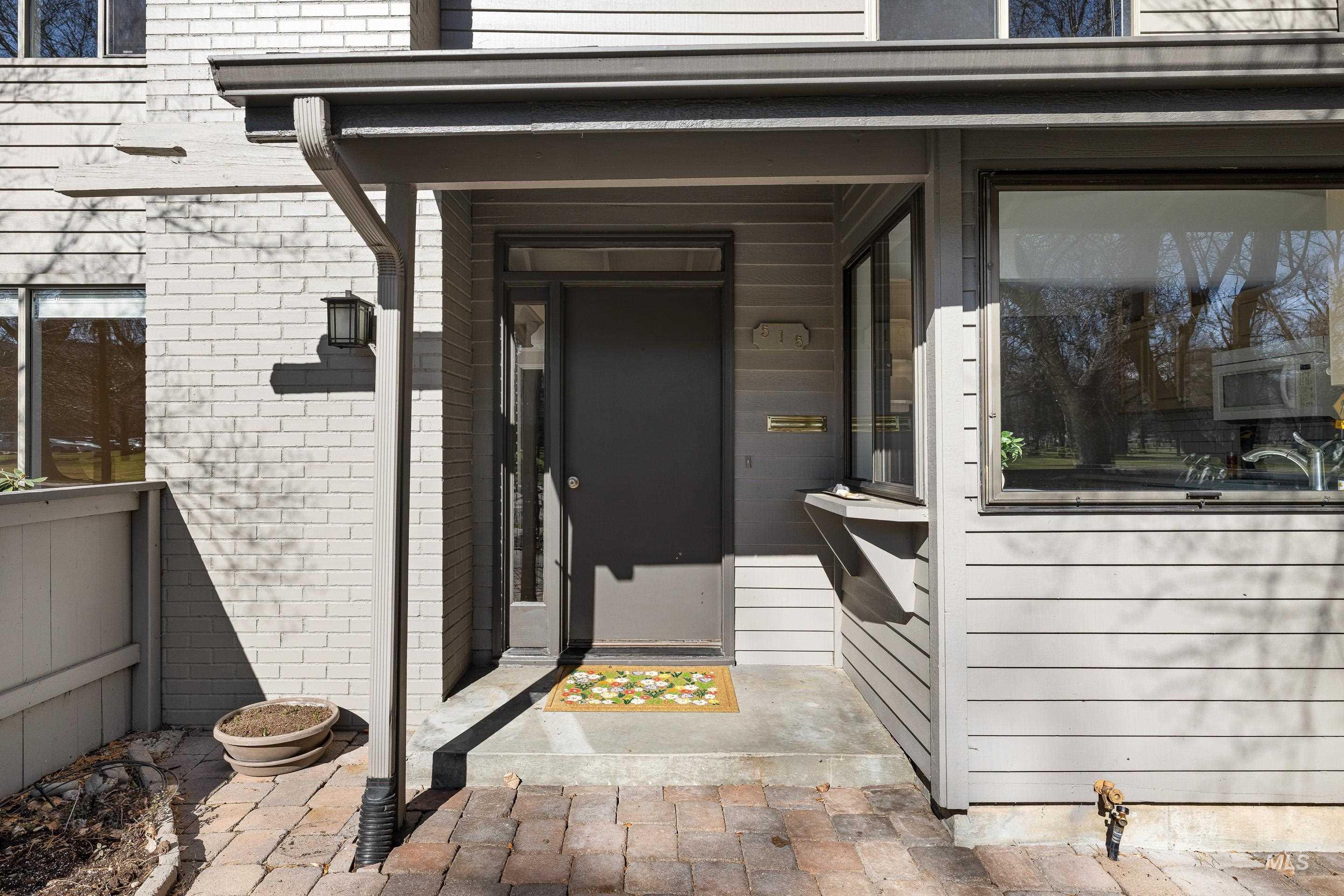 515 S Walnut, Boise, Idaho 83712, 4 Bedrooms, 2.5 Bathrooms, Residential For Sale, Price $642,000,MLS 98977893