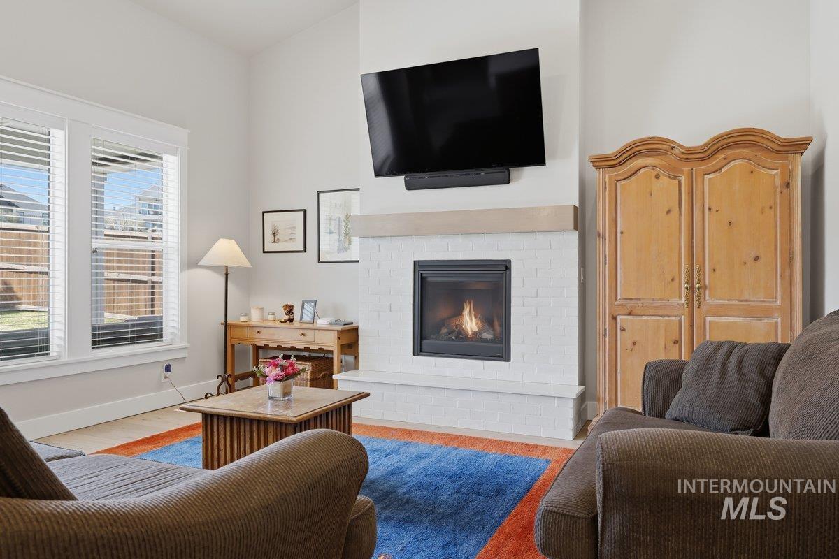 1315 W Tenzing, Nampa, Idaho 83686, 4 Bedrooms, 2 Bathrooms, Residential For Sale, Price $610,000,MLS 98977894