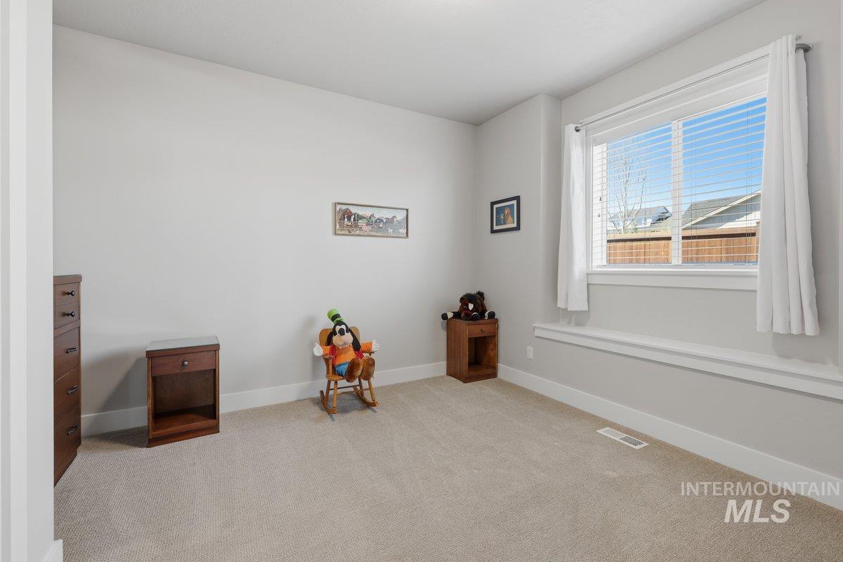 1315 W Tenzing, Nampa, Idaho 83686, 4 Bedrooms, 2 Bathrooms, Residential For Sale, Price $610,000,MLS 98977894