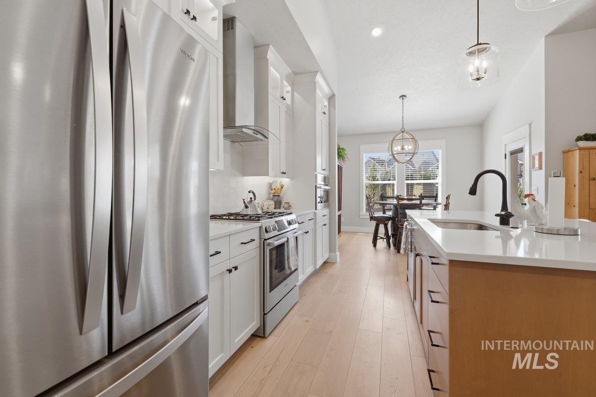 1315 W Tenzing, Nampa, Idaho 83686, 4 Bedrooms, 2 Bathrooms, Residential For Sale, Price $610,000,MLS 98977894