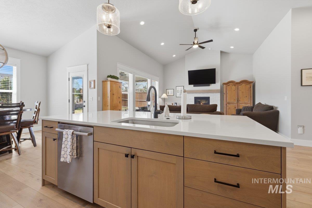 1315 W Tenzing, Nampa, Idaho 83686, 4 Bedrooms, 2 Bathrooms, Residential For Sale, Price $610,000,MLS 98977894