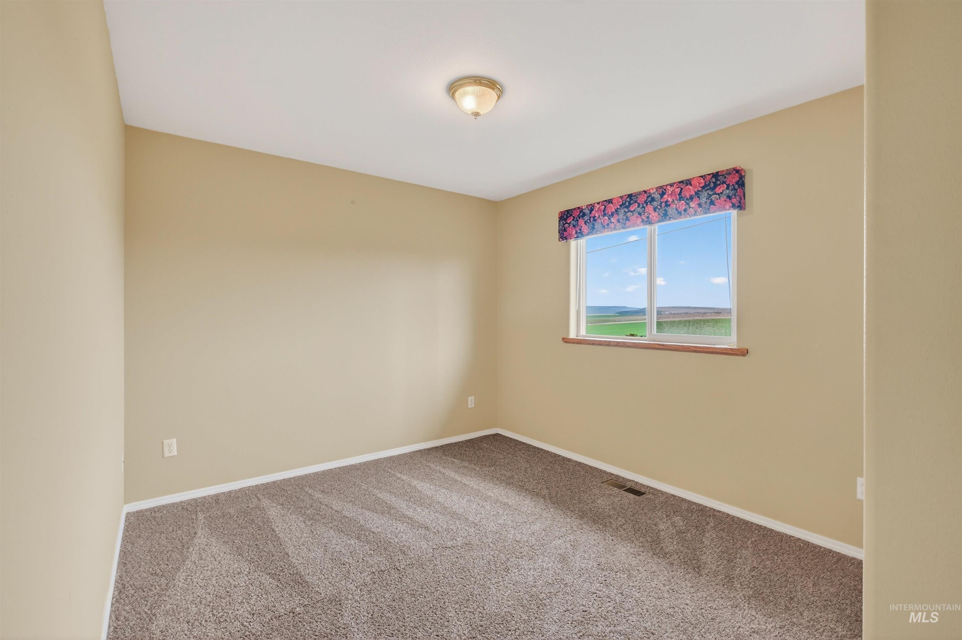 935 Cypress Court Unit A, Lewiston, Idaho 83501, 3 Bedrooms, 2 Bathrooms, Residential For Sale, Price $425,000,MLS 98977899