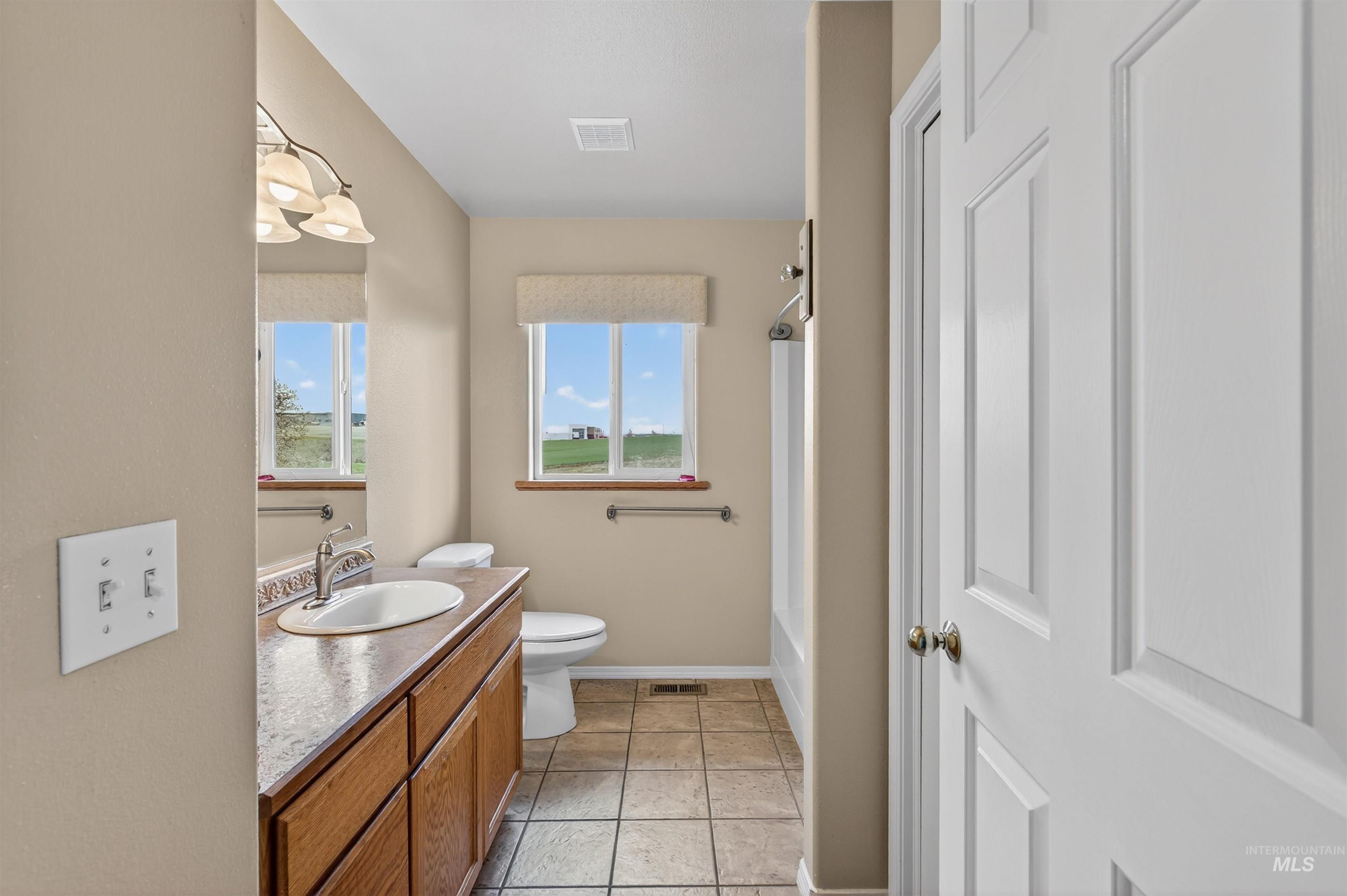 935 Cypress Court Unit A, Lewiston, Idaho 83501, 3 Bedrooms, 2 Bathrooms, Residential For Sale, Price $425,000,MLS 98977899