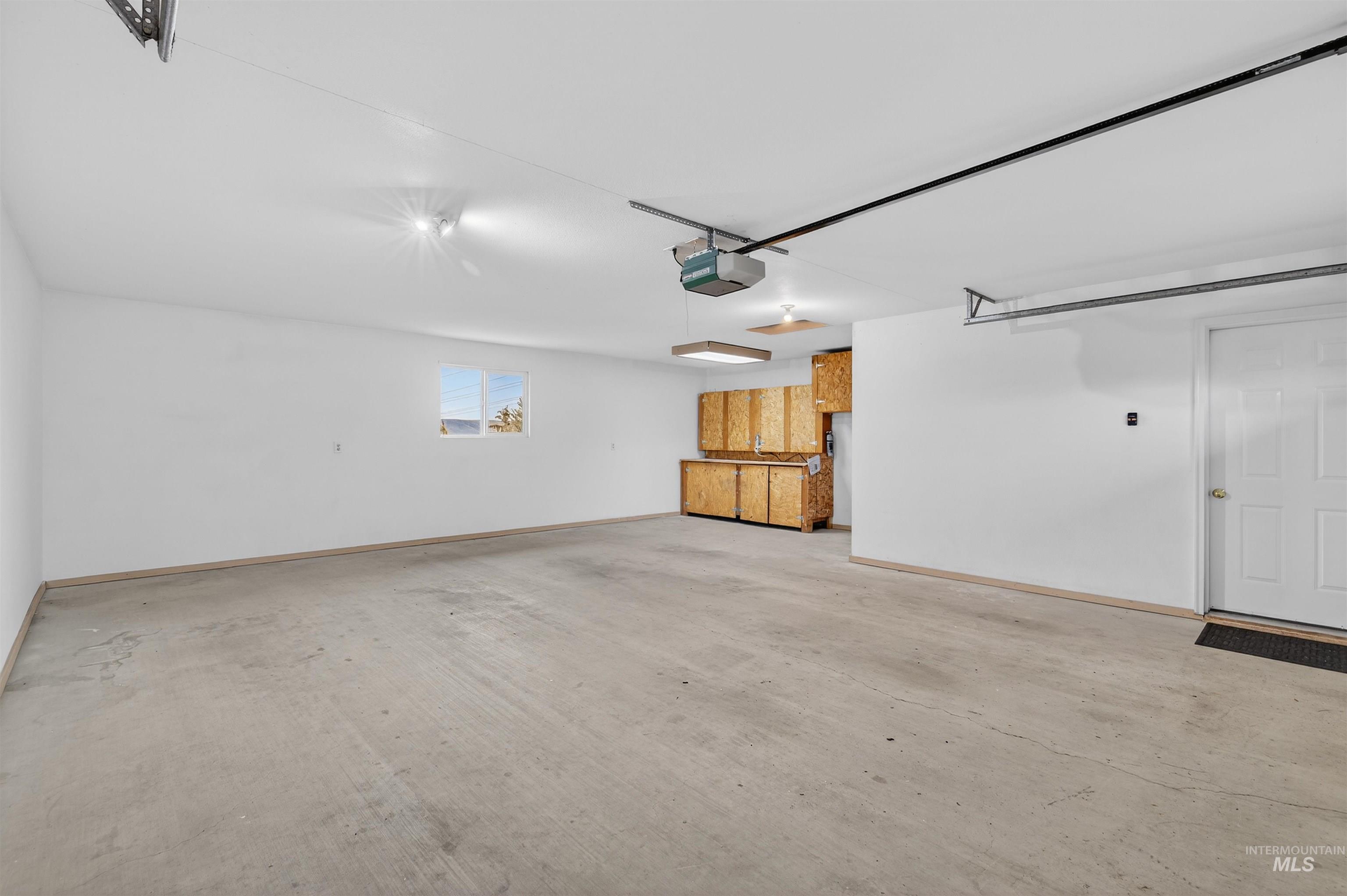 935 Cypress Court Unit A, Lewiston, Idaho 83501, 3 Bedrooms, 2 Bathrooms, Residential For Sale, Price $425,000,MLS 98977899