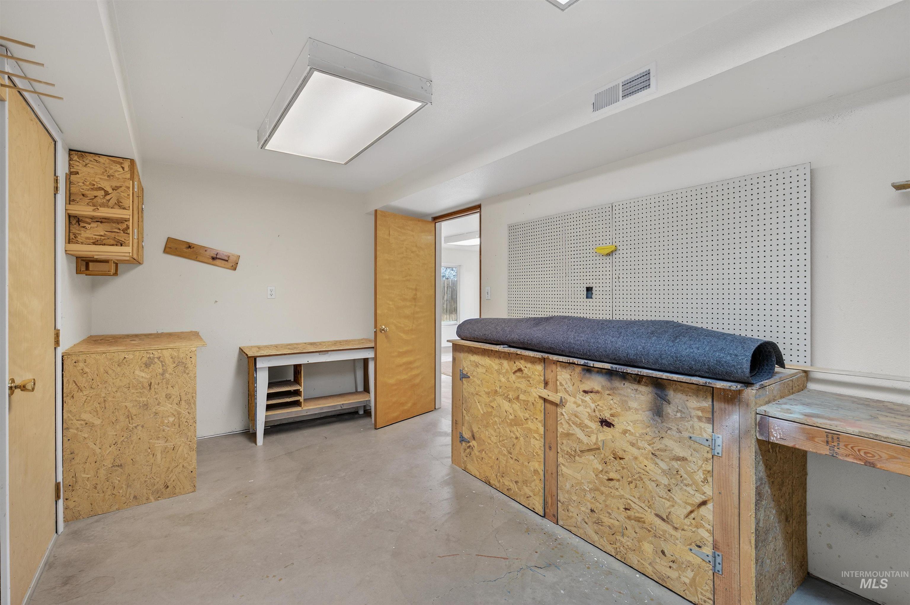 935 Cypress Court Unit A, Lewiston, Idaho 83501, 3 Bedrooms, 2 Bathrooms, Residential For Sale, Price $425,000,MLS 98977899