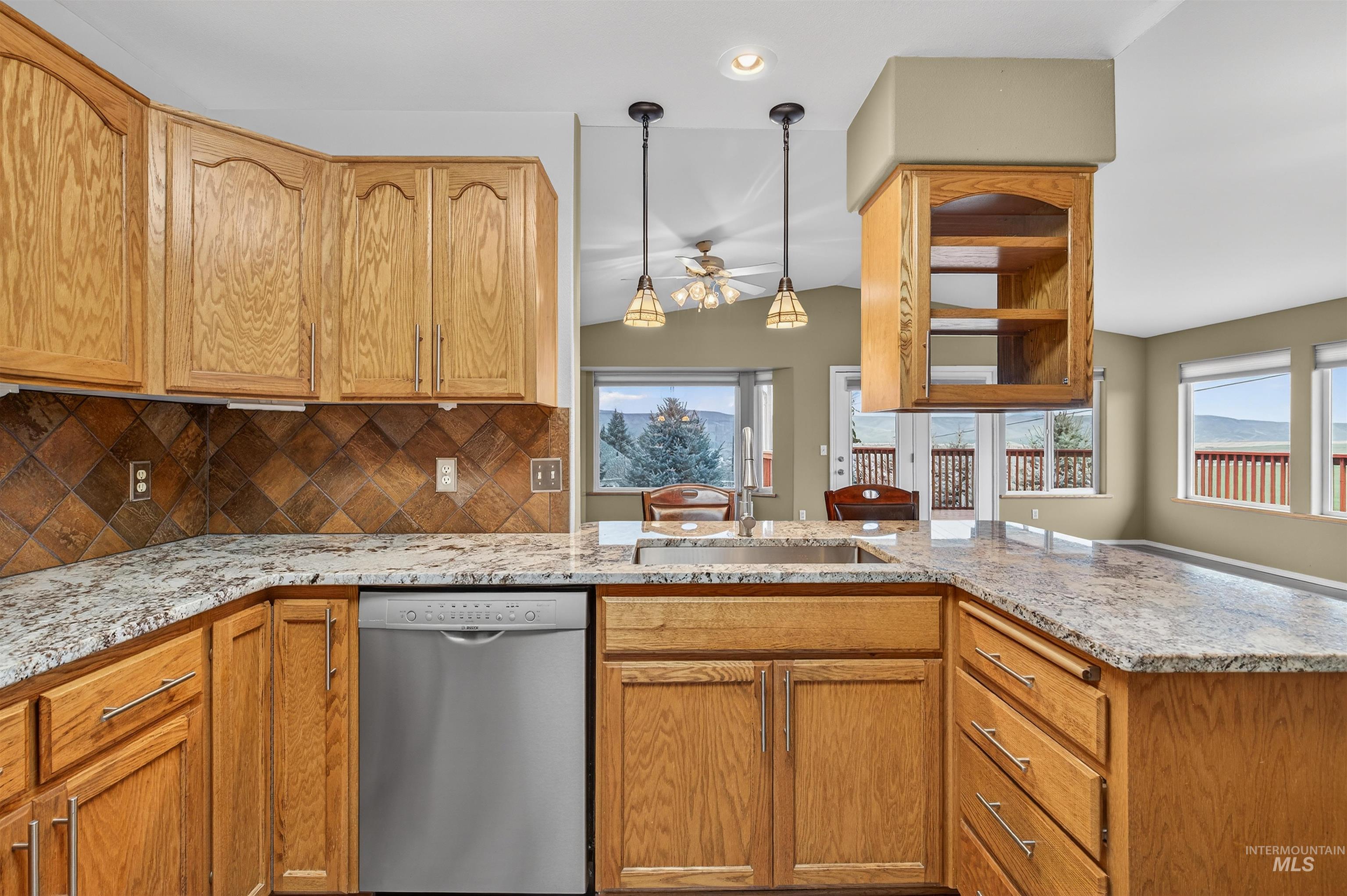 935 Cypress Court Unit A, Lewiston, Idaho 83501, 3 Bedrooms, 2 Bathrooms, Residential For Sale, Price $425,000,MLS 98977899