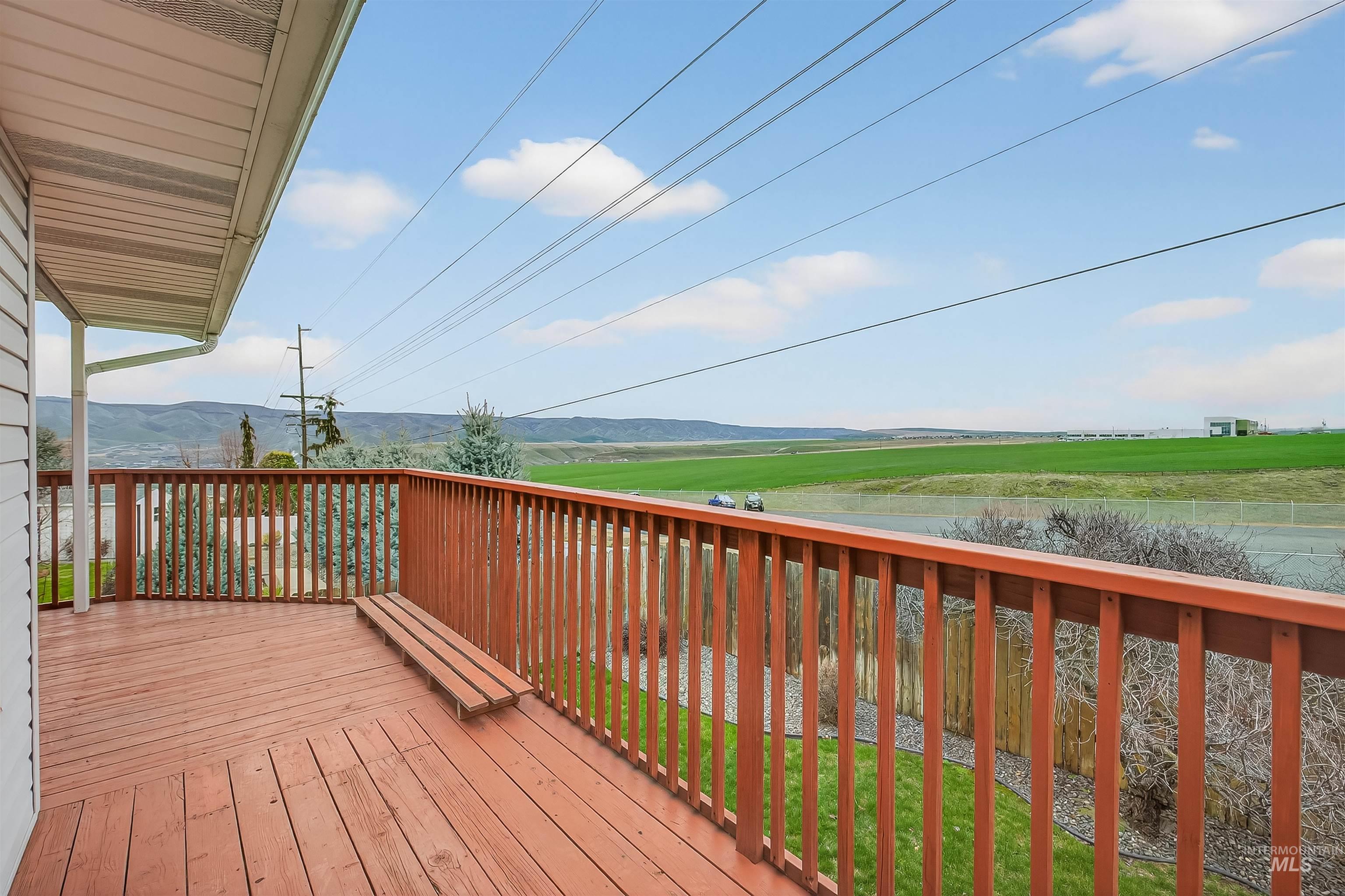 935 Cypress Court Unit A, Lewiston, Idaho 83501, 3 Bedrooms, 2 Bathrooms, Residential For Sale, Price $425,000,MLS 98977899