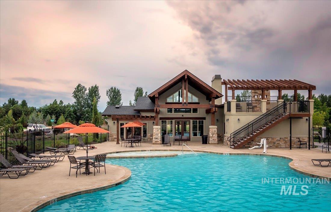 754 S Lone Hollow Way, Eagle, Idaho 83616, 4 Bedrooms, 2.5 Bathrooms, Residential For Sale, Price $1,699,900,MLS 98977900