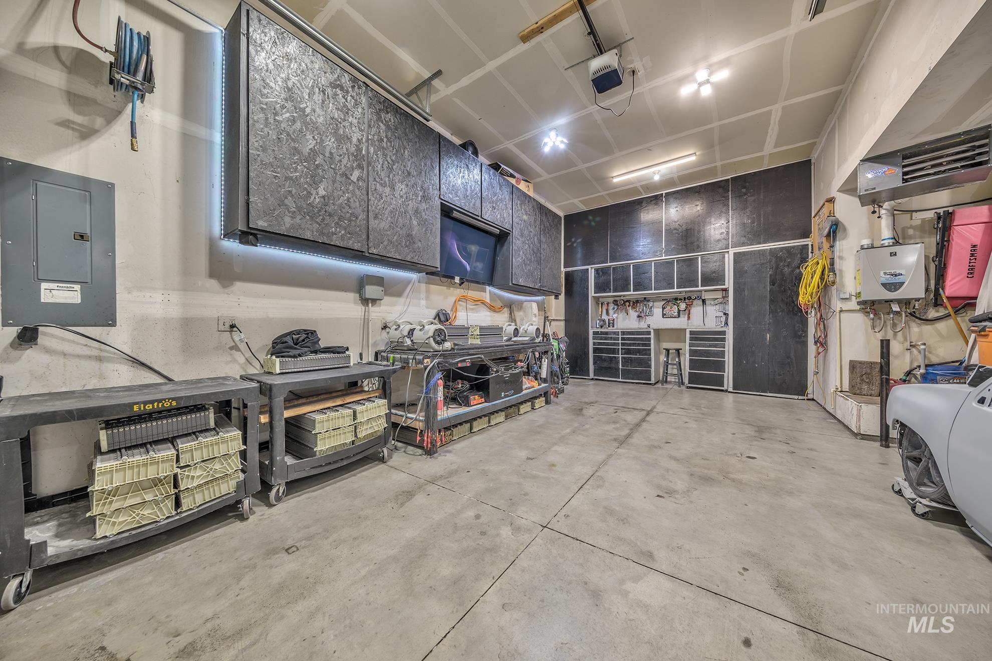 2107 Lisa Court, Payette, Idaho 83661, 4 Bedrooms, 2 Bathrooms, Residential For Sale, Price $449,900,MLS 98977903