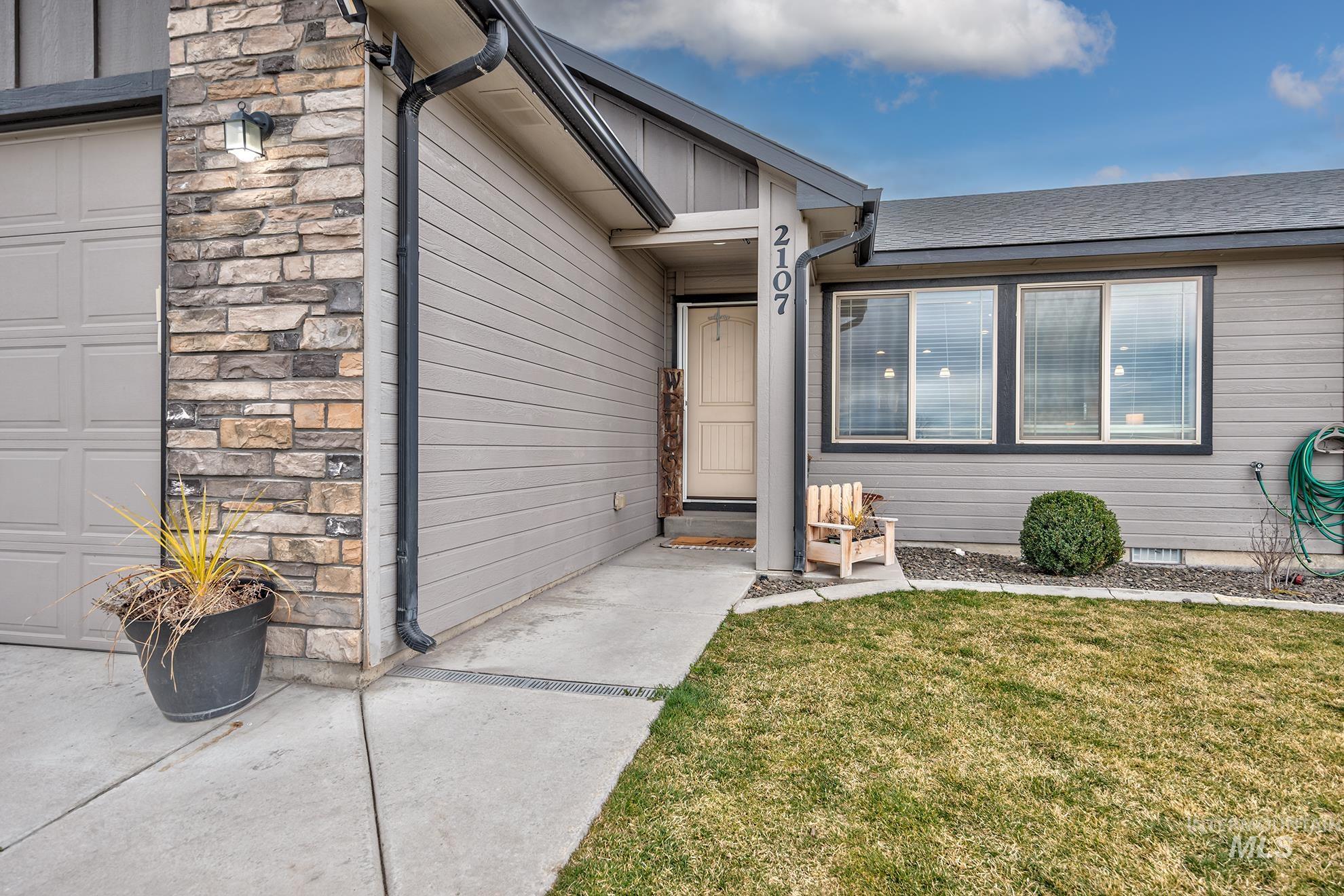 2107 Lisa Court, Payette, Idaho 83661, 4 Bedrooms, 2 Bathrooms, Residential For Sale, Price $449,900,MLS 98977903