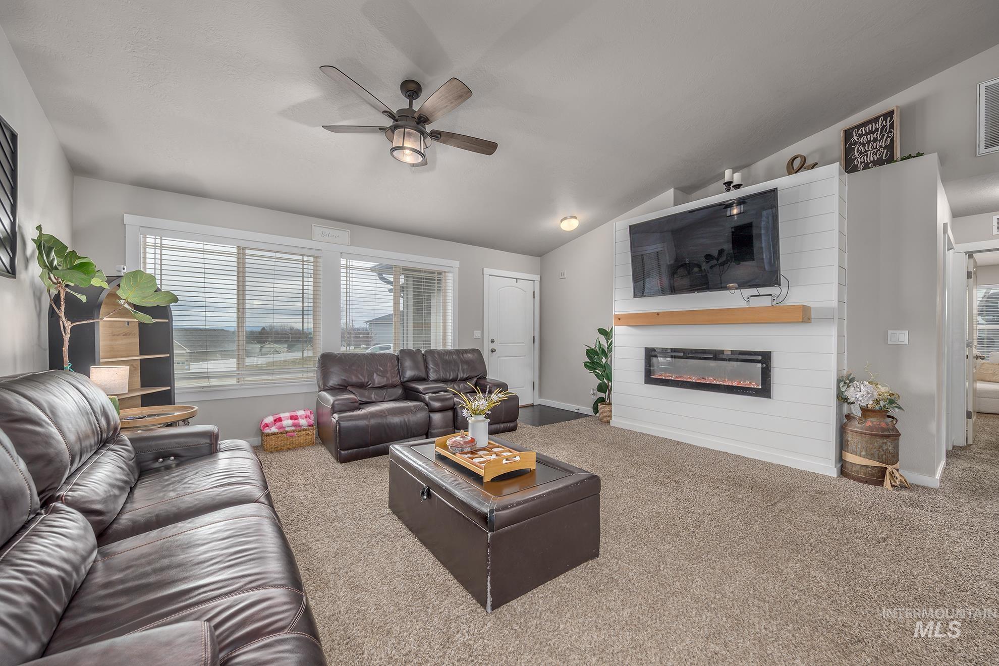 2107 Lisa Court, Payette, Idaho 83661, 4 Bedrooms, 2 Bathrooms, Residential For Sale, Price $449,900,MLS 98977903