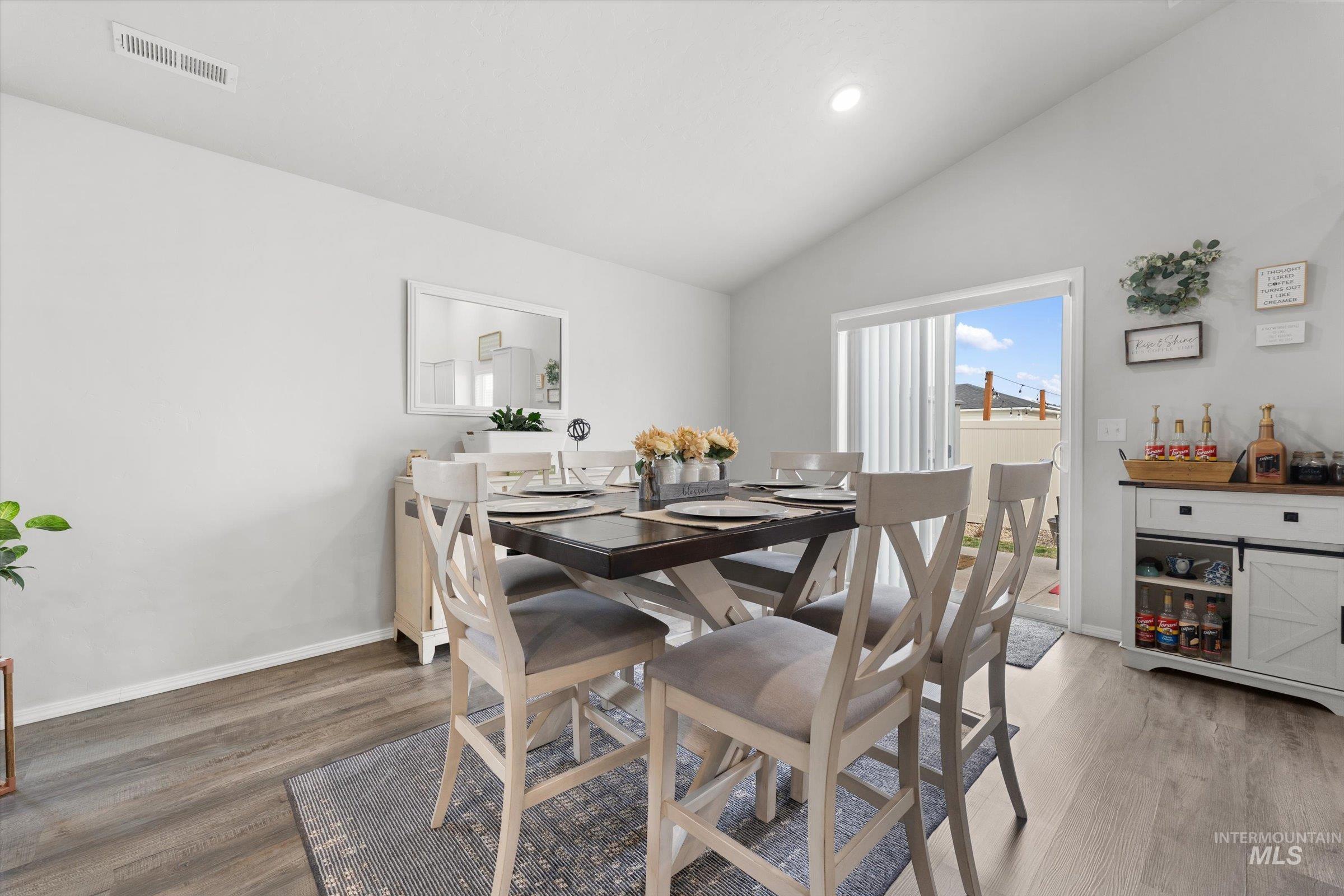 12798 Devonshire St, Caldwell, Idaho 83607, 4 Bedrooms, 2 Bathrooms, Residential For Sale, Price $412,000,MLS 98977904