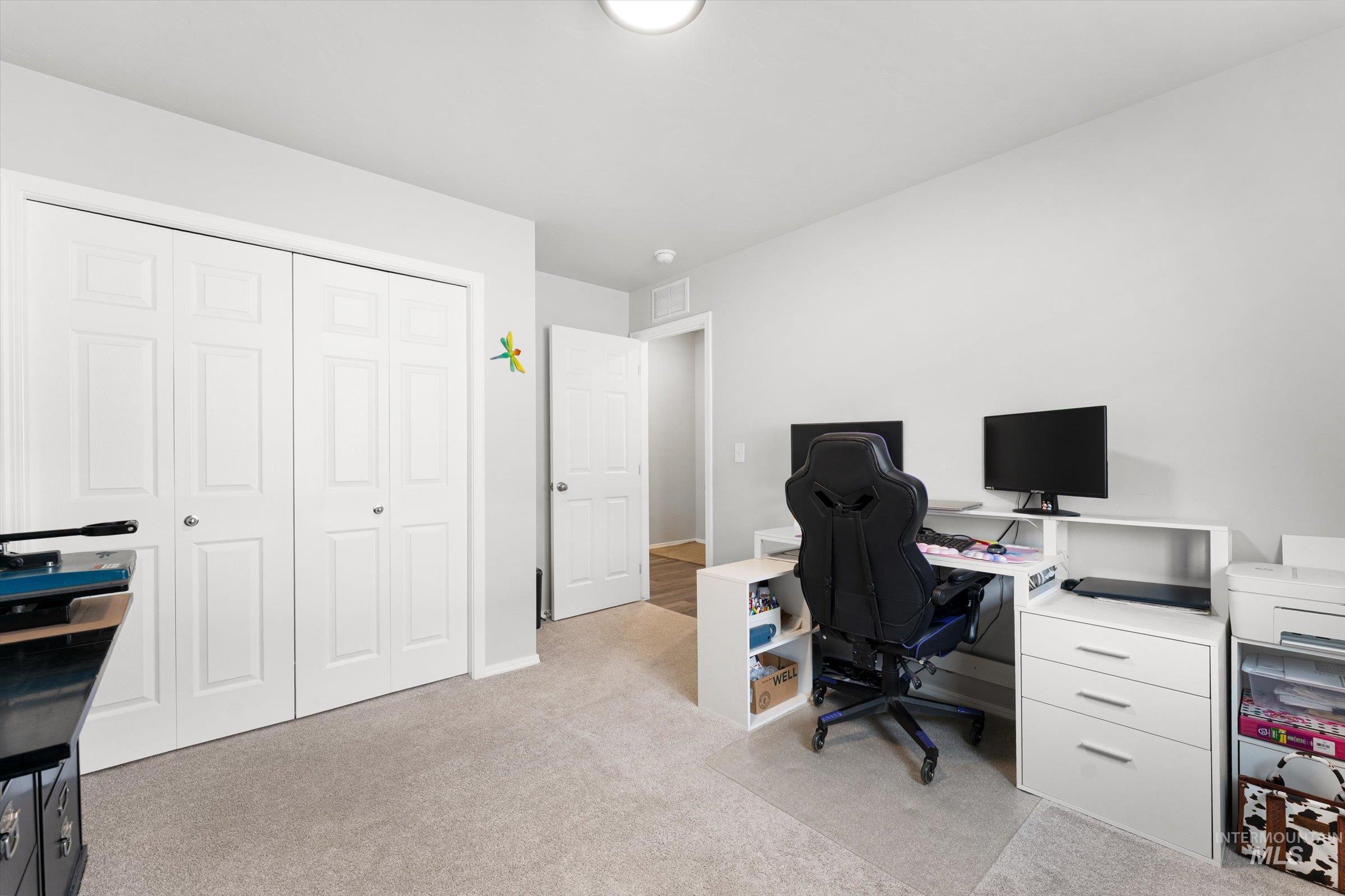 12798 Devonshire St, Caldwell, Idaho 83607, 4 Bedrooms, 2 Bathrooms, Residential For Sale, Price $412,000,MLS 98977904