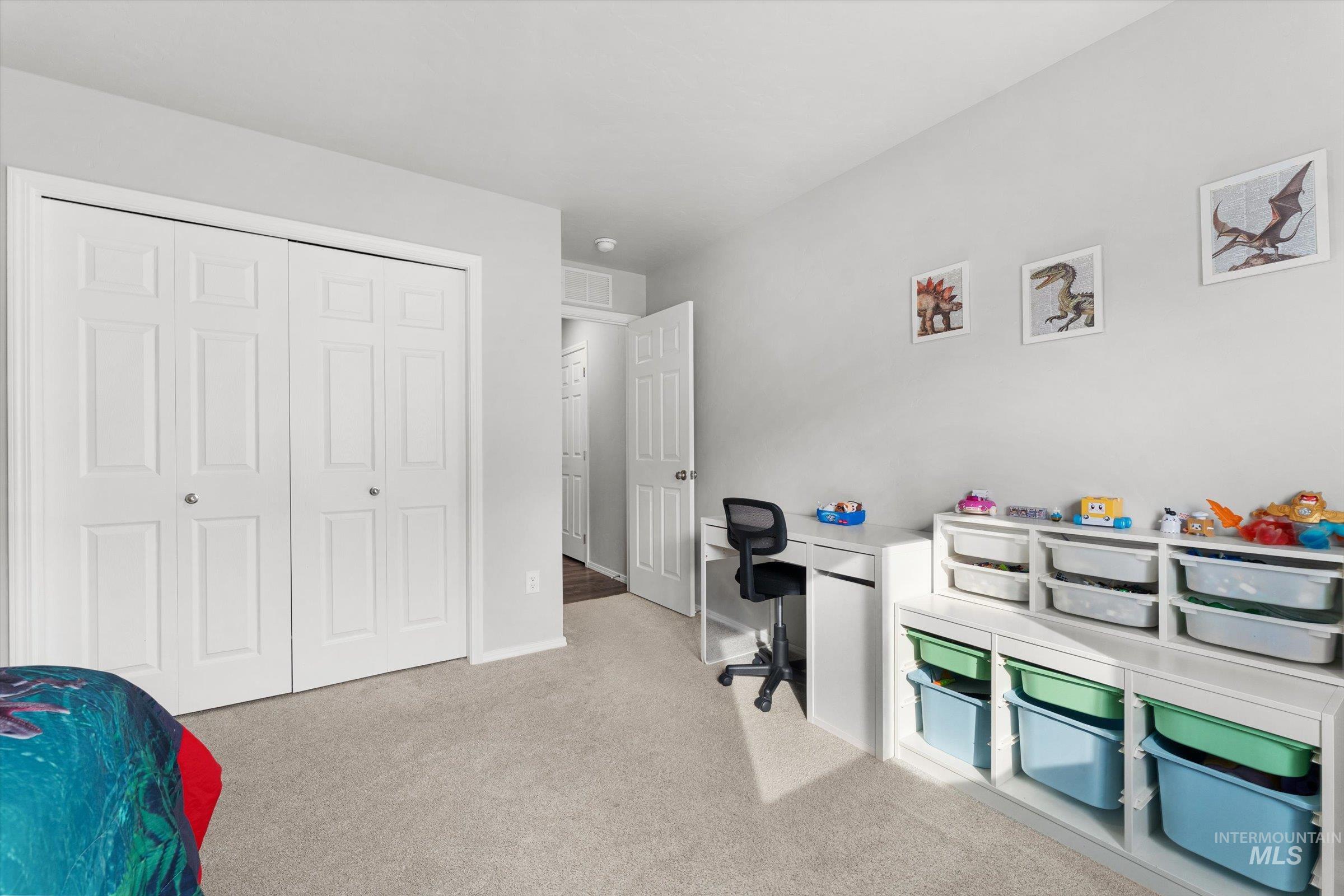 12798 Devonshire St, Caldwell, Idaho 83607, 4 Bedrooms, 2 Bathrooms, Residential For Sale, Price $412,000,MLS 98977904