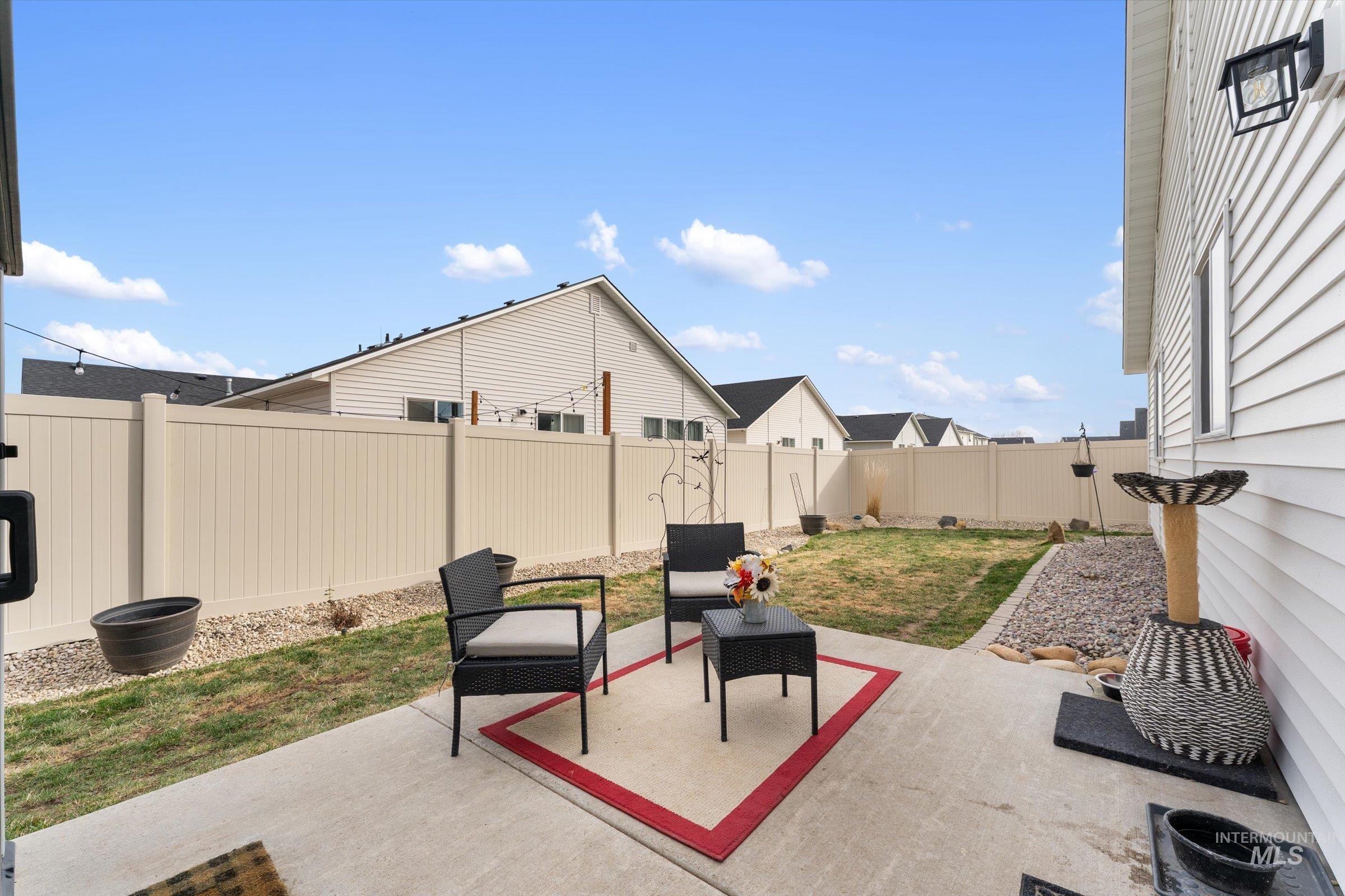 12798 Devonshire St, Caldwell, Idaho 83607, 4 Bedrooms, 2 Bathrooms, Residential For Sale, Price $412,000,MLS 98977904