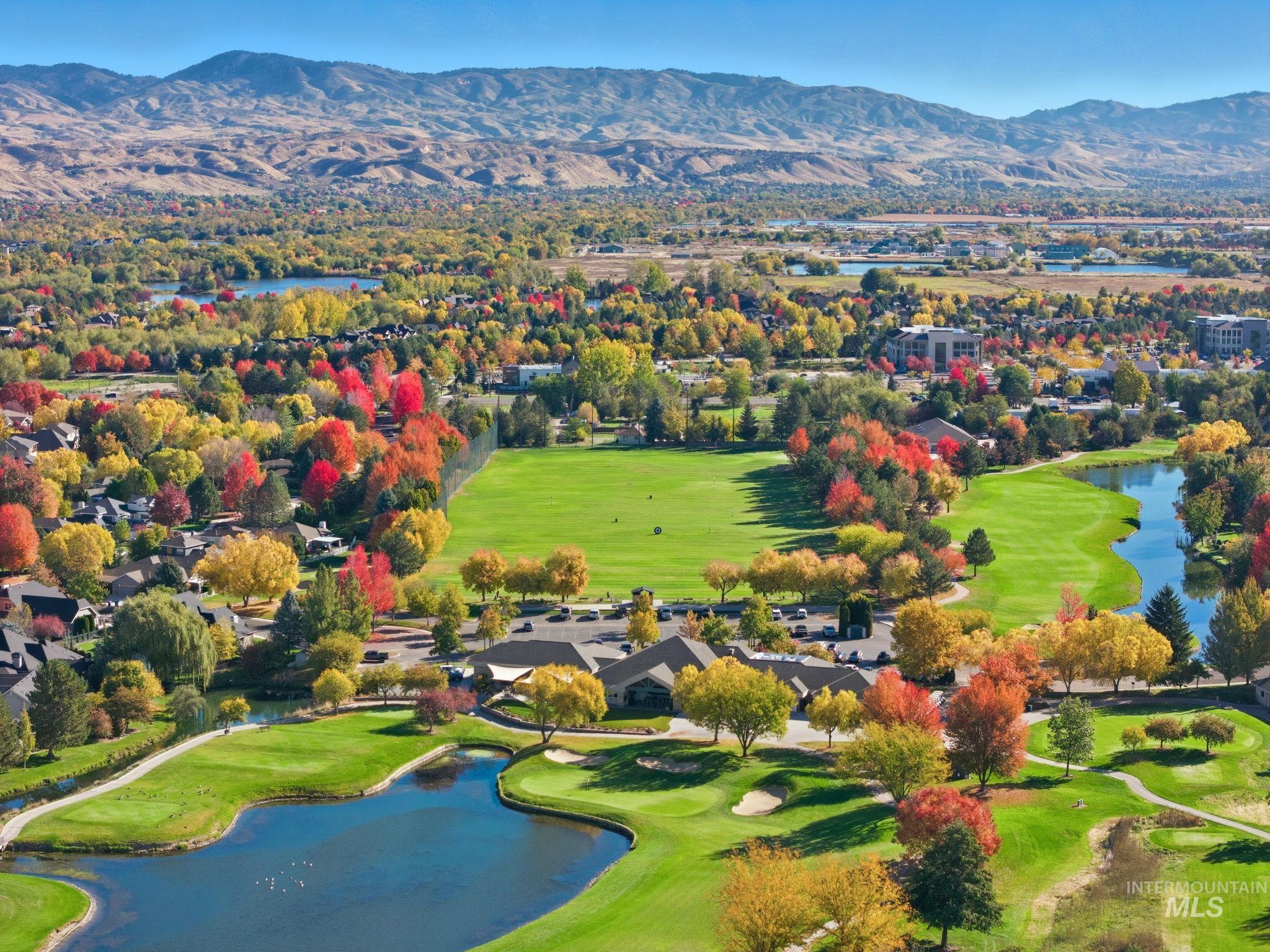 1007 W Oakhampton Drive, Eagle, Idaho 83616-6783, 5 Bedrooms, 3 Bathrooms, Residential For Sale, Price $1,130,000,MLS 98977905