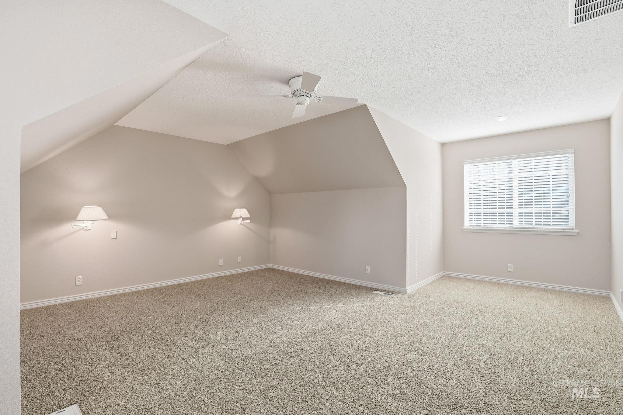 1007 W Oakhampton Drive, Eagle, Idaho 83616-6783, 5 Bedrooms, 3 Bathrooms, Residential For Sale, Price $1,130,000,MLS 98977905