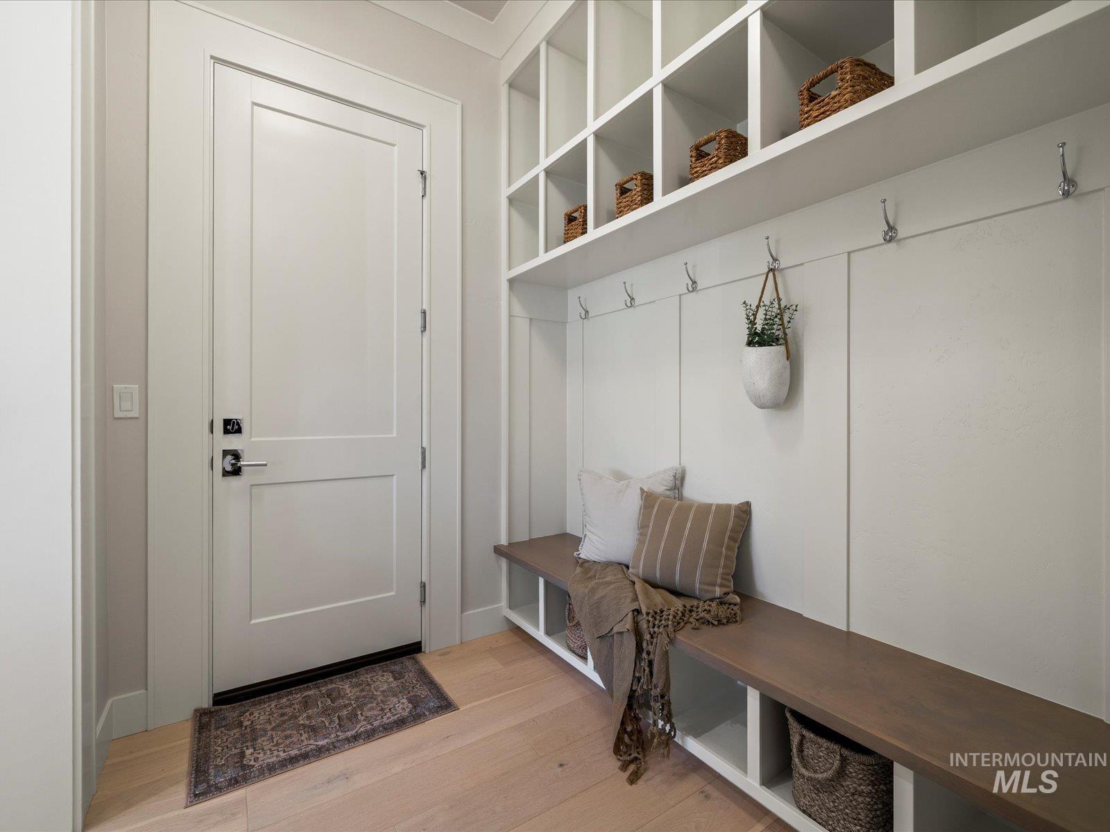 5053 W Braveheart St, Eagle, Idaho 83616, 3 Bedrooms, 2 Bathrooms, Residential For Sale, Price $1,345,900,MLS 98977906