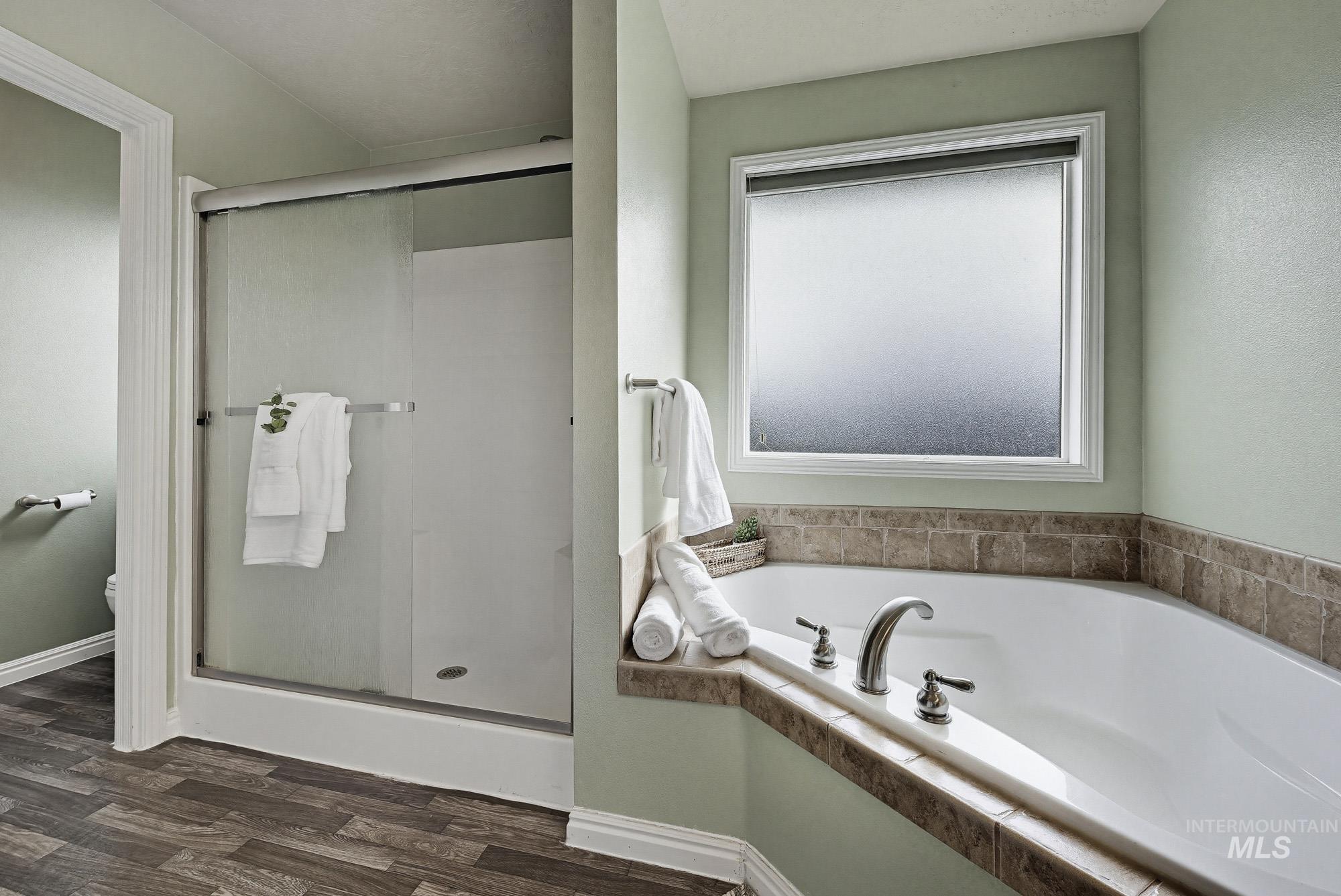 1030 S Library Ave, Kuna, Idaho 83634, 4 Bedrooms, 2 Bathrooms, Residential For Sale, Price $450,000,MLS 98977909