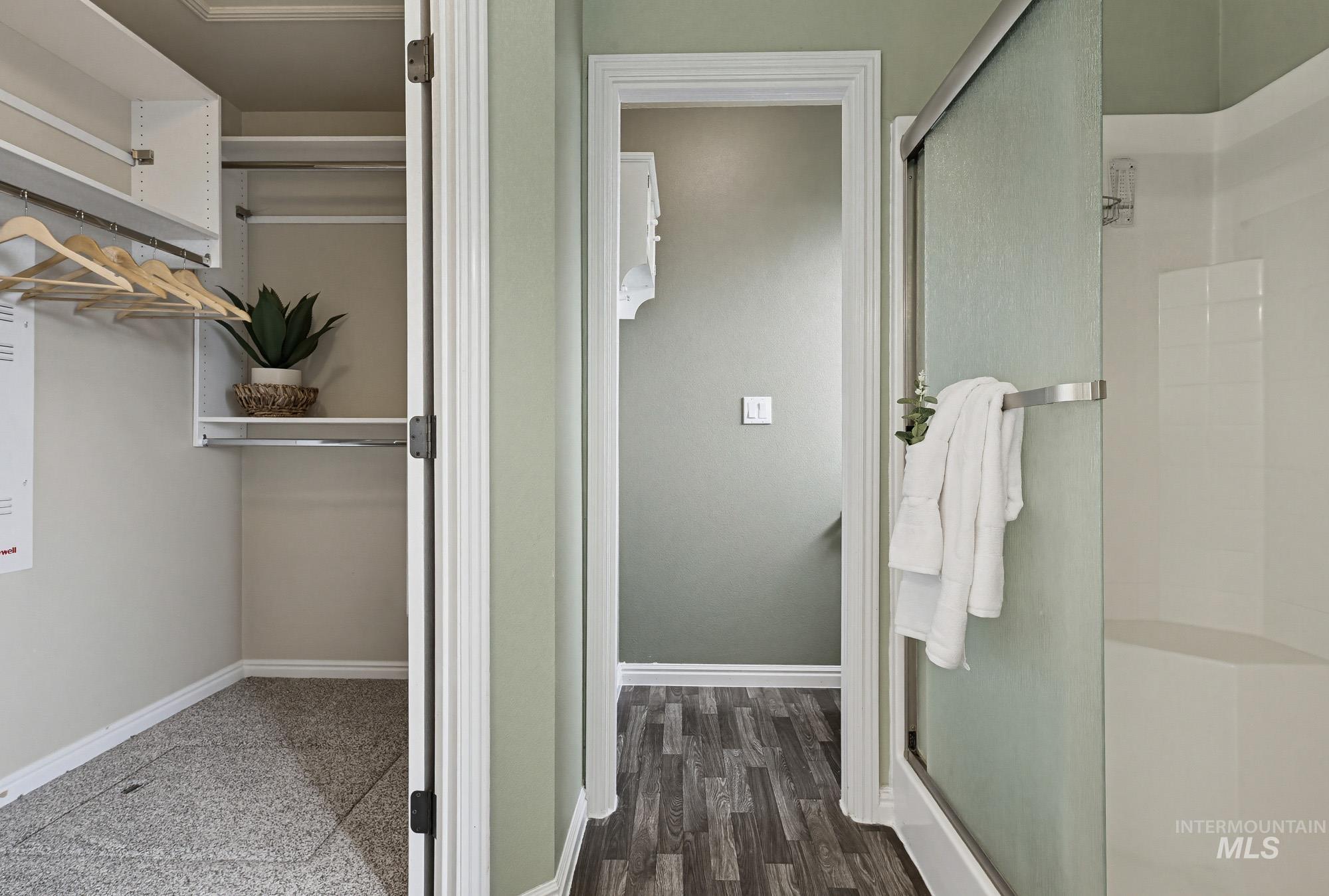 1030 S Library Ave, Kuna, Idaho 83634, 4 Bedrooms, 2 Bathrooms, Residential For Sale, Price $450,000,MLS 98977909