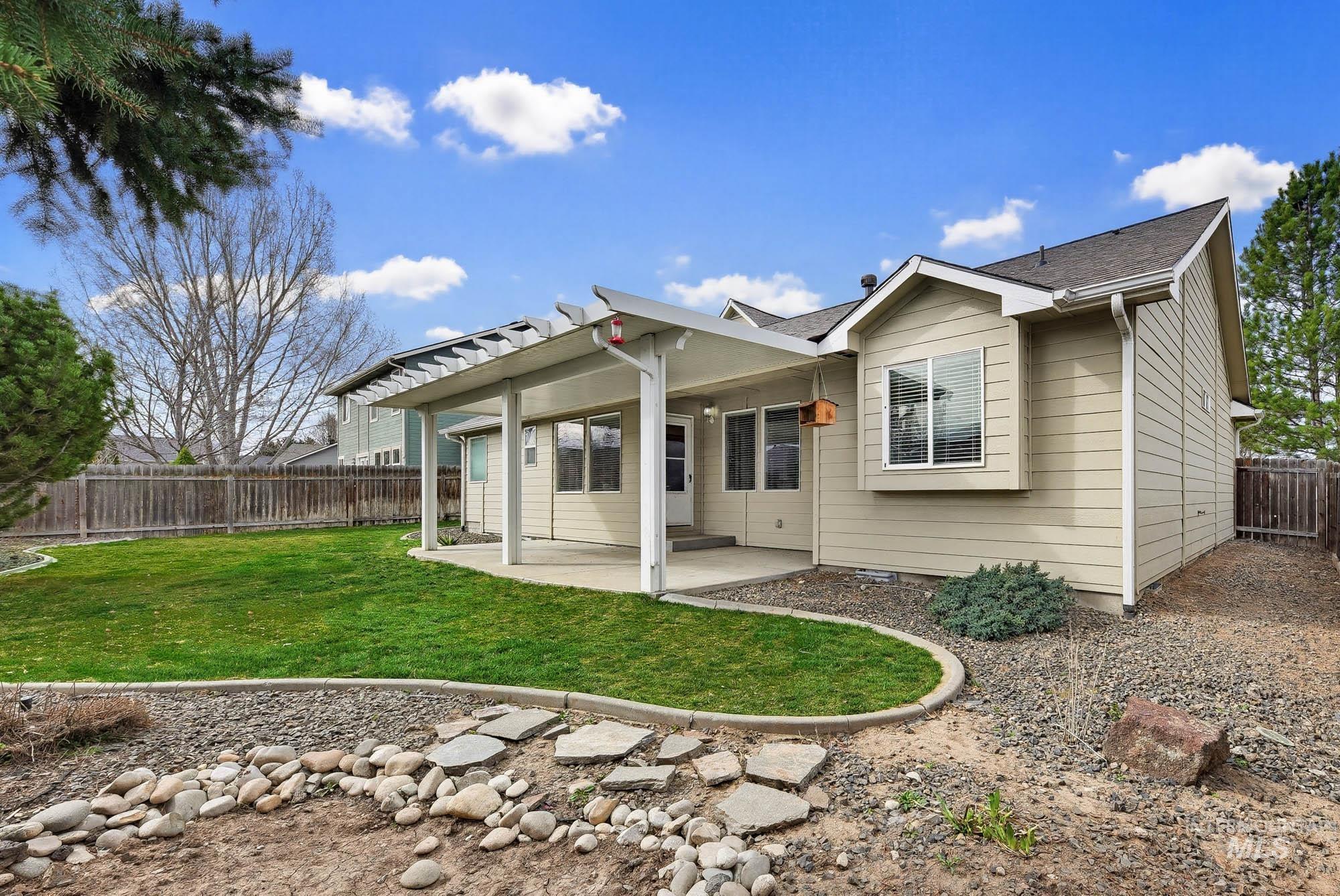 1030 S Library Ave, Kuna, Idaho 83634, 4 Bedrooms, 2 Bathrooms, Residential For Sale, Price $450,000,MLS 98977909