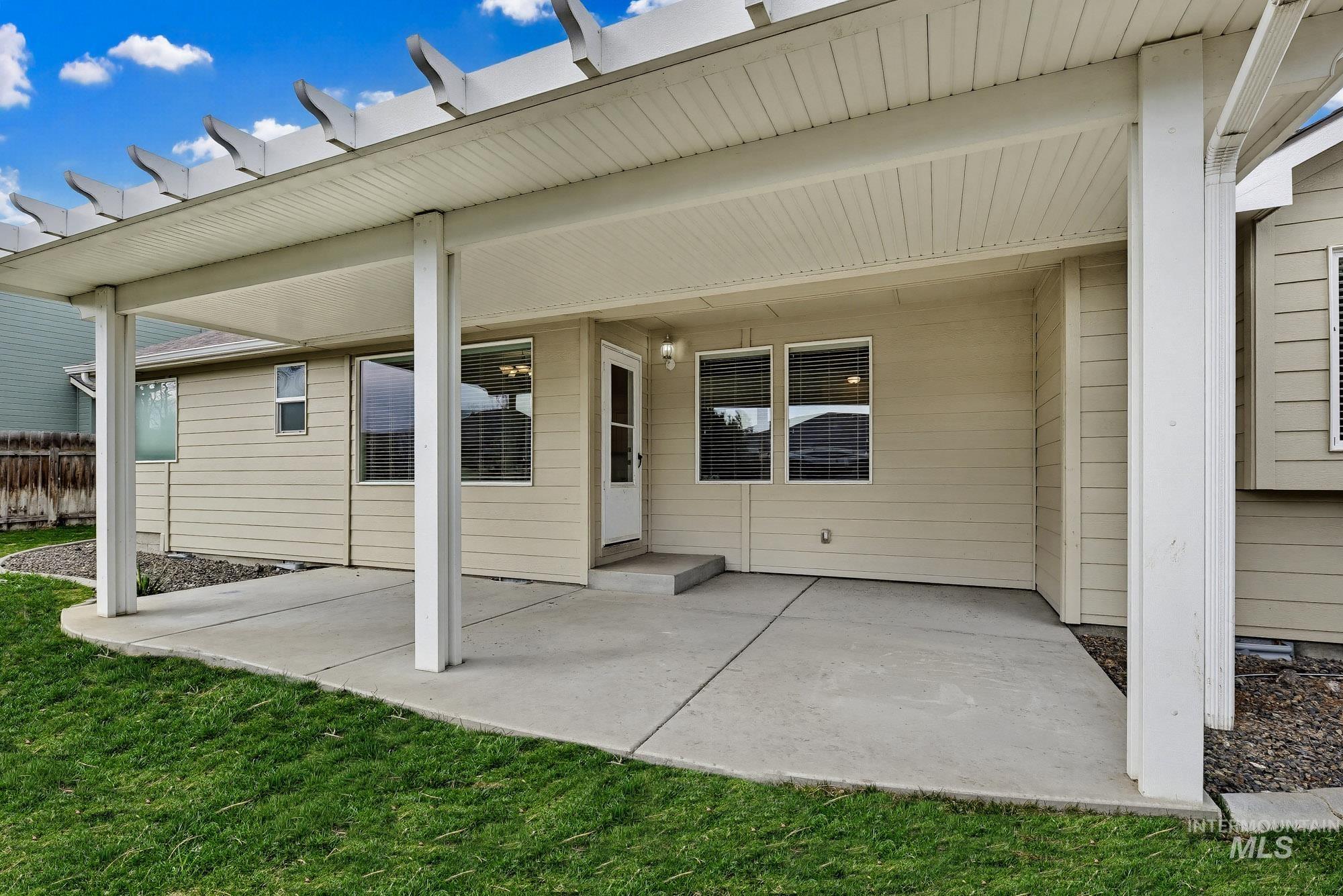 1030 S Library Ave, Kuna, Idaho 83634, 4 Bedrooms, 2 Bathrooms, Residential For Sale, Price $450,000,MLS 98977909