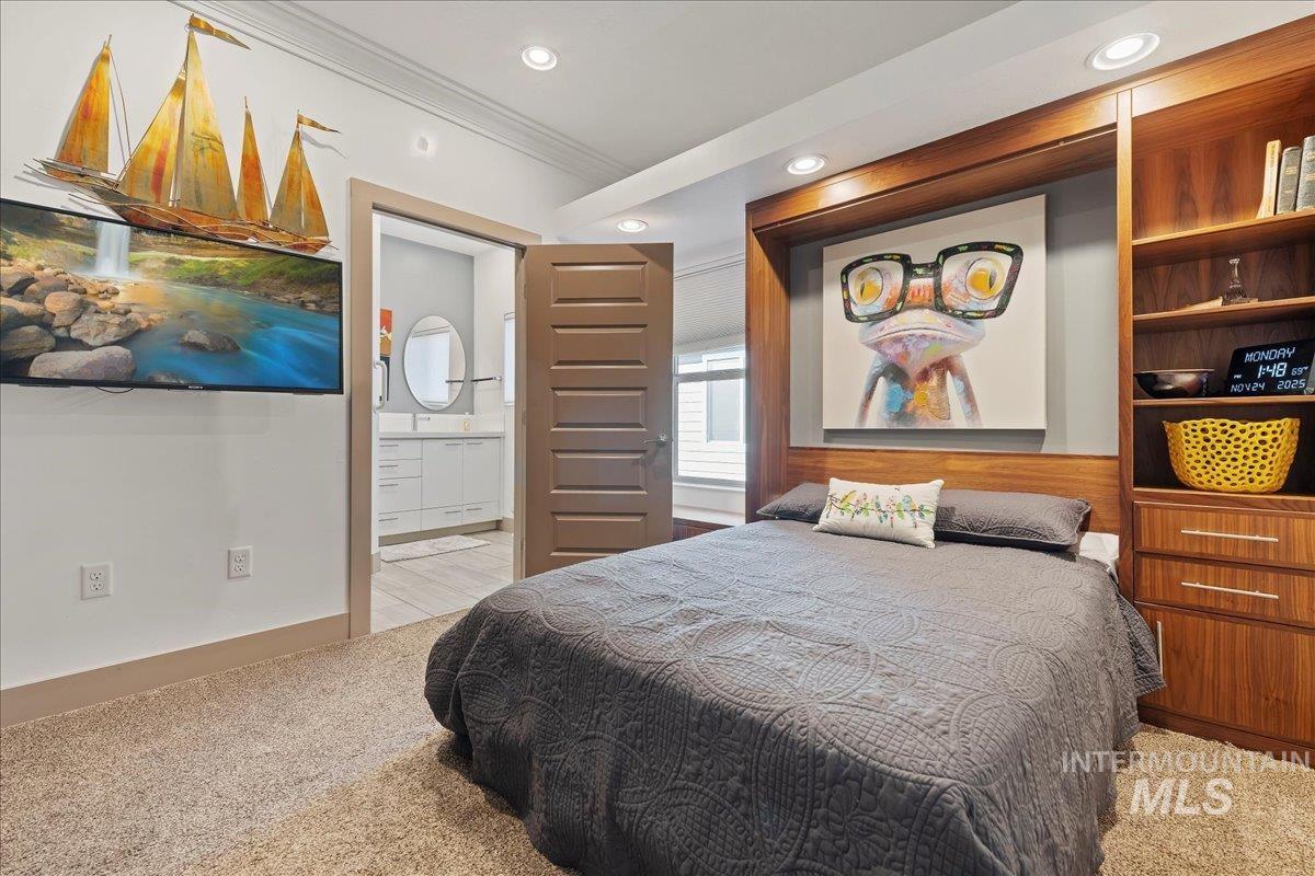 2586 S Creek Pointe Lane, Eagle, Idaho 83616, 3 Bedrooms, 3 Bathrooms, Residential For Sale, Price $849,900, 98977910