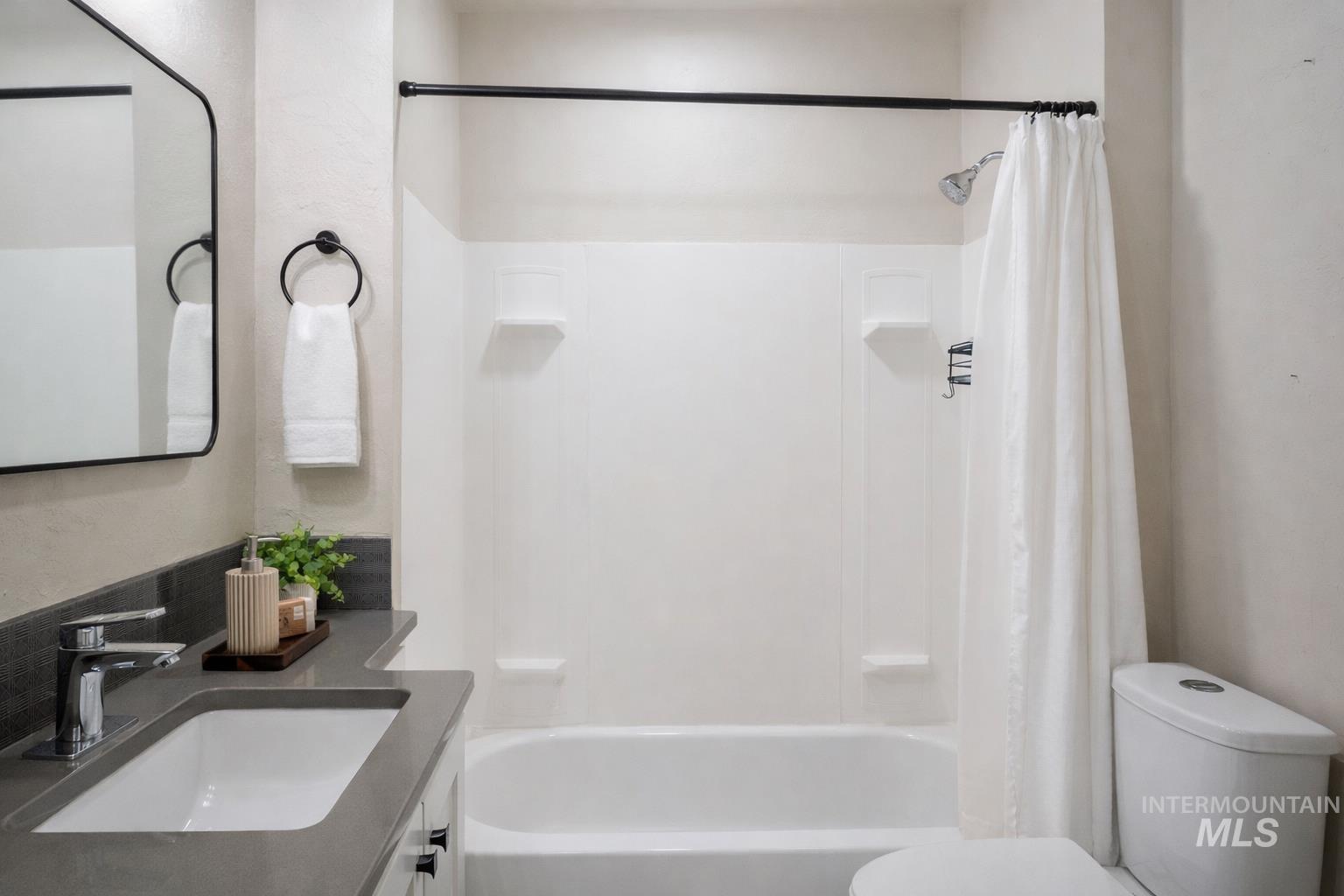 410 E Jefferson St, Boise, Idaho 83712, 3 Bedrooms, 1.5 Bathrooms, Residential For Sale, Price $635,000, 98977911