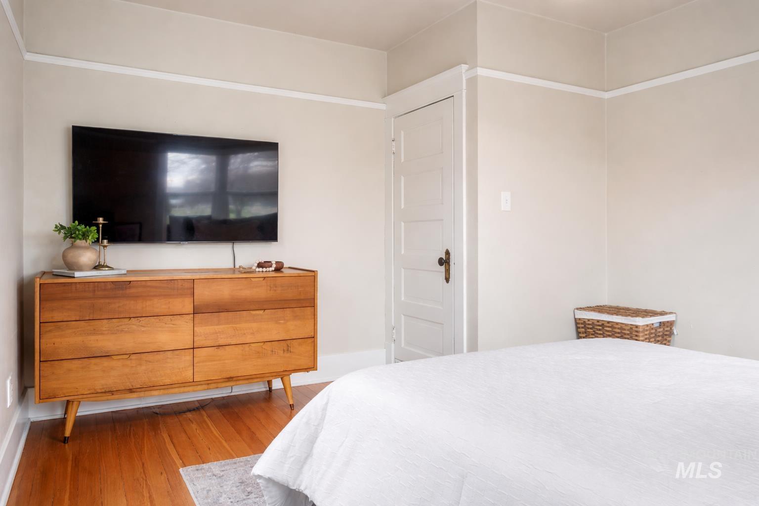 410 E Jefferson St, Boise, Idaho 83712, 3 Bedrooms, 1.5 Bathrooms, Residential For Sale, Price $635,000, 98977911