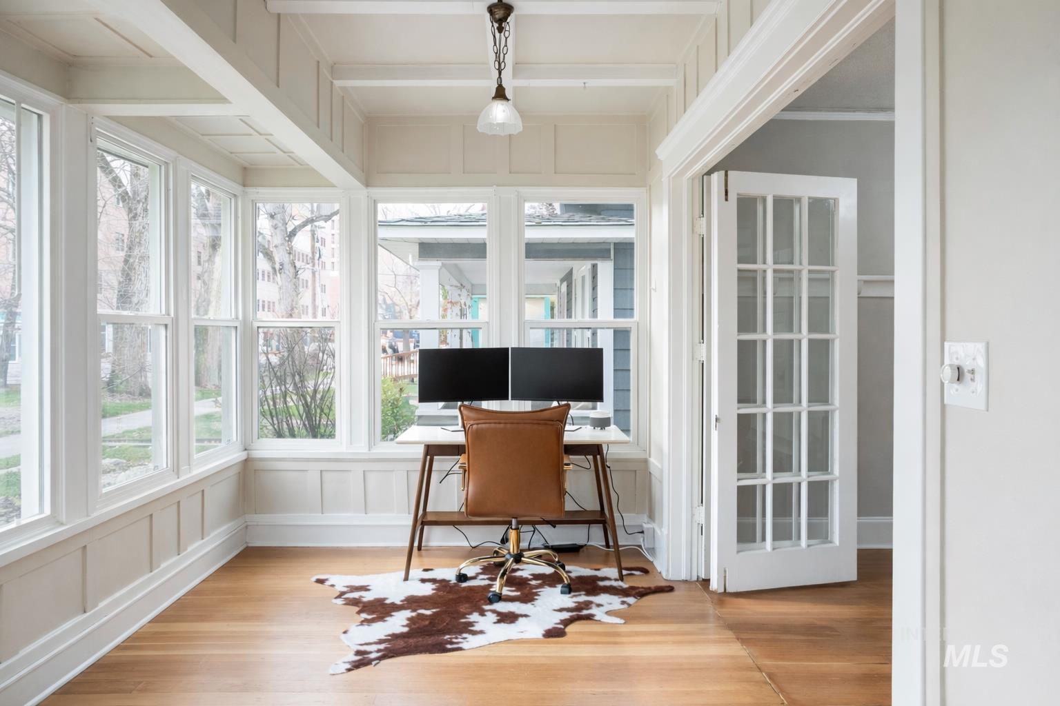 410 E Jefferson St, Boise, Idaho 83712, 3 Bedrooms, 1.5 Bathrooms, Residential For Sale, Price $635,000, 98977911