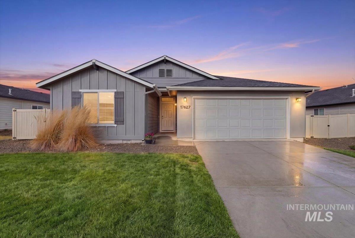 17627 N Helmer Ave, Nampa, Idaho 83687, 4 Bedrooms, 2 Bathrooms, Residential For Sale, Price $419,900,MLS 98977912