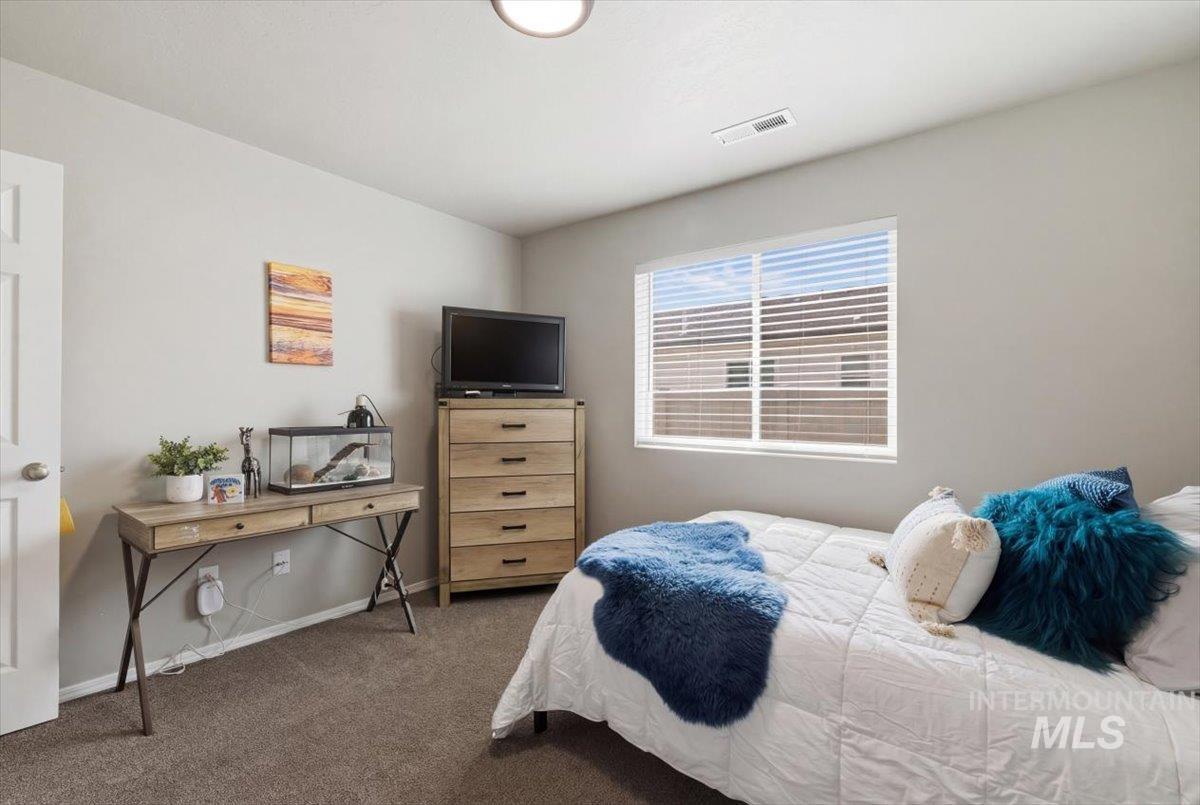 17627 N Helmer Ave, Nampa, Idaho 83687, 4 Bedrooms, 2 Bathrooms, Residential For Sale, Price $419,900,MLS 98977912