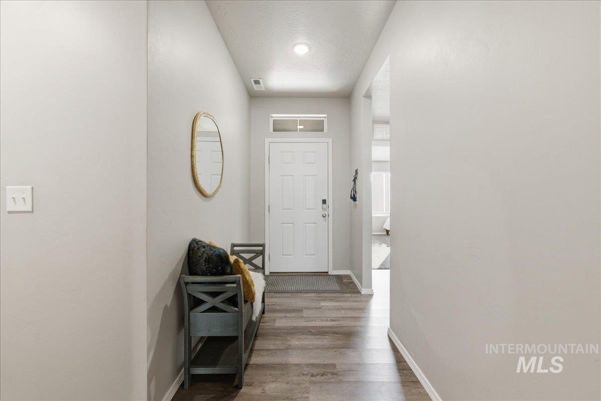 17627 N Helmer Ave, Nampa, Idaho 83687, 4 Bedrooms, 2 Bathrooms, Residential For Sale, Price $419,900,MLS 98977912