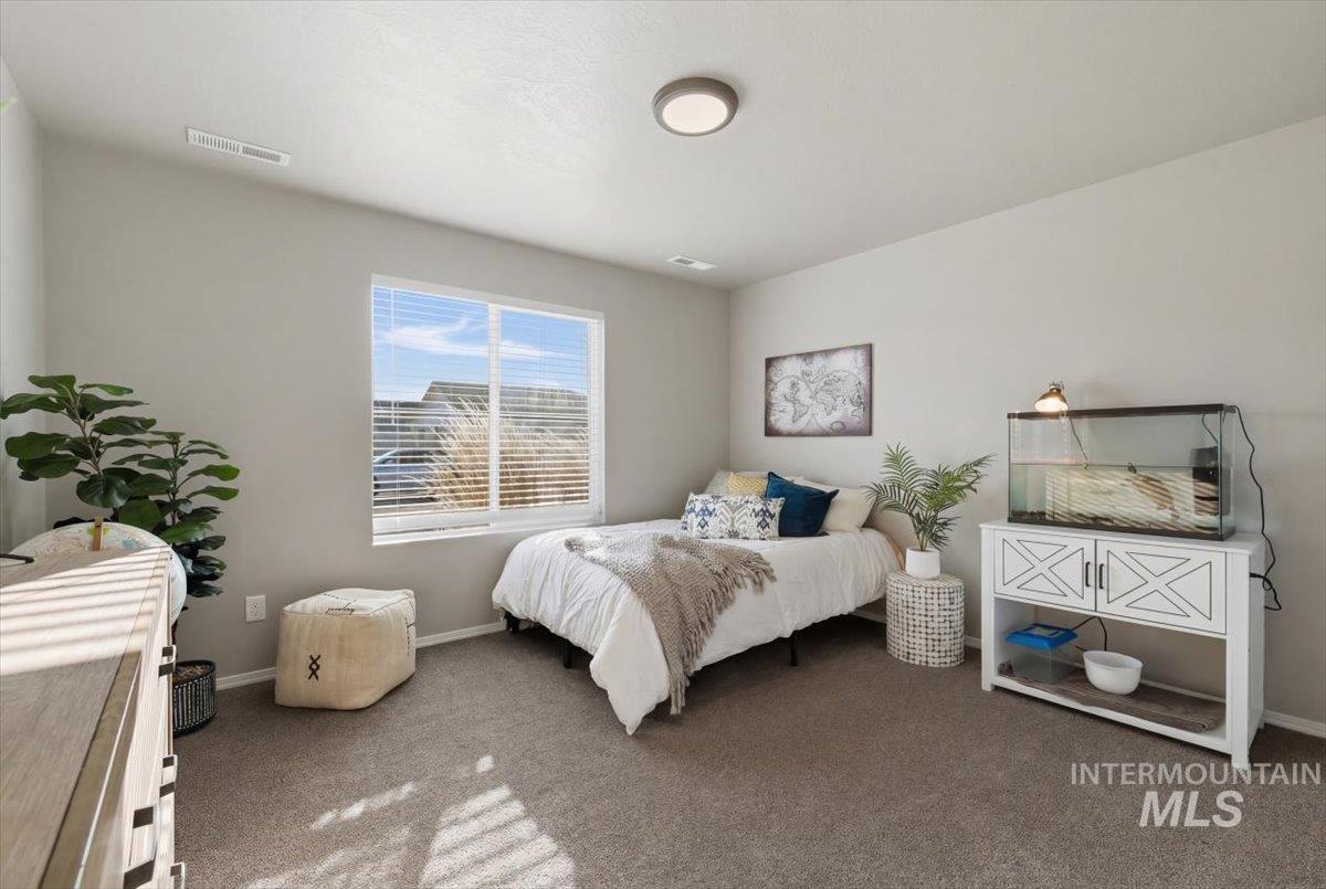 17627 N Helmer Ave, Nampa, Idaho 83687, 4 Bedrooms, 2 Bathrooms, Residential For Sale, Price $419,900,MLS 98977912