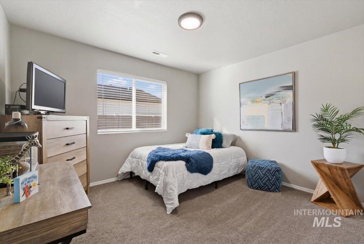 17627 N Helmer Ave, Nampa, Idaho 83687, 4 Bedrooms, 2 Bathrooms, Residential For Sale, Price $419,900,MLS 98977912