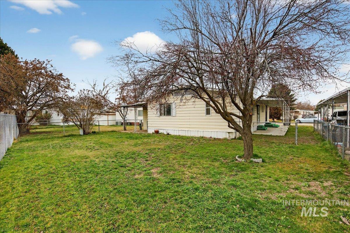 5384 N Glencrest Ln, Boise, Idaho 83714, 3 Bedrooms, 2 Bathrooms, Residential For Sale, Price $64,000,MLS 98977915