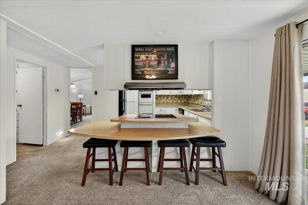 5384 N Glencrest Ln, Boise, Idaho 83714-2326, 3 Bedrooms, 2 Bathrooms, Residential For Sale, Price $129,900, 98977915