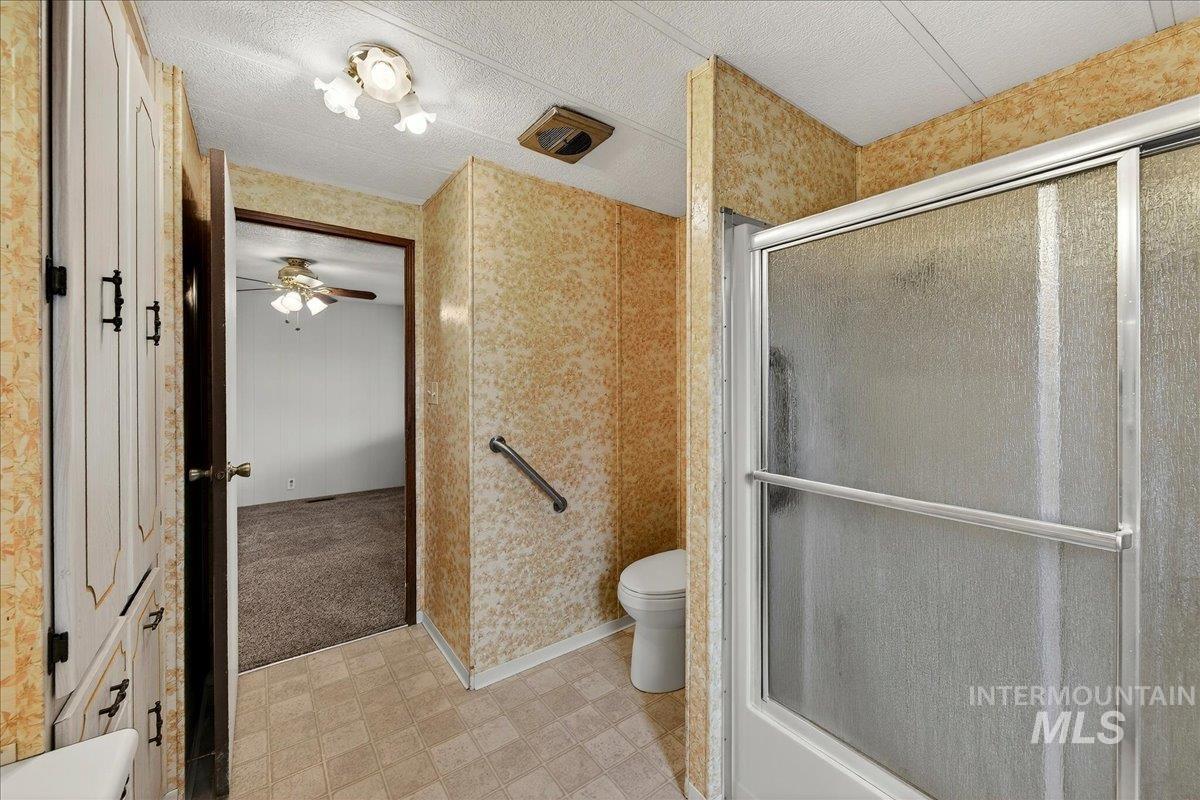 5384 N Glencrest Ln, Boise, Idaho 83714, 3 Bedrooms, 2 Bathrooms, Residential For Sale, Price $76,000, 98977915