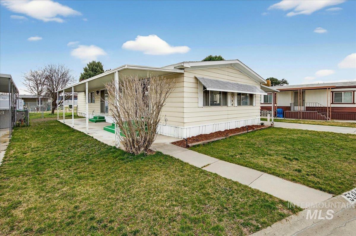 5384 N Glencrest Ln, Boise, Idaho 83714, 3 Bedrooms, 2 Bathrooms, Residential For Sale, Price $64,000,MLS 98977915