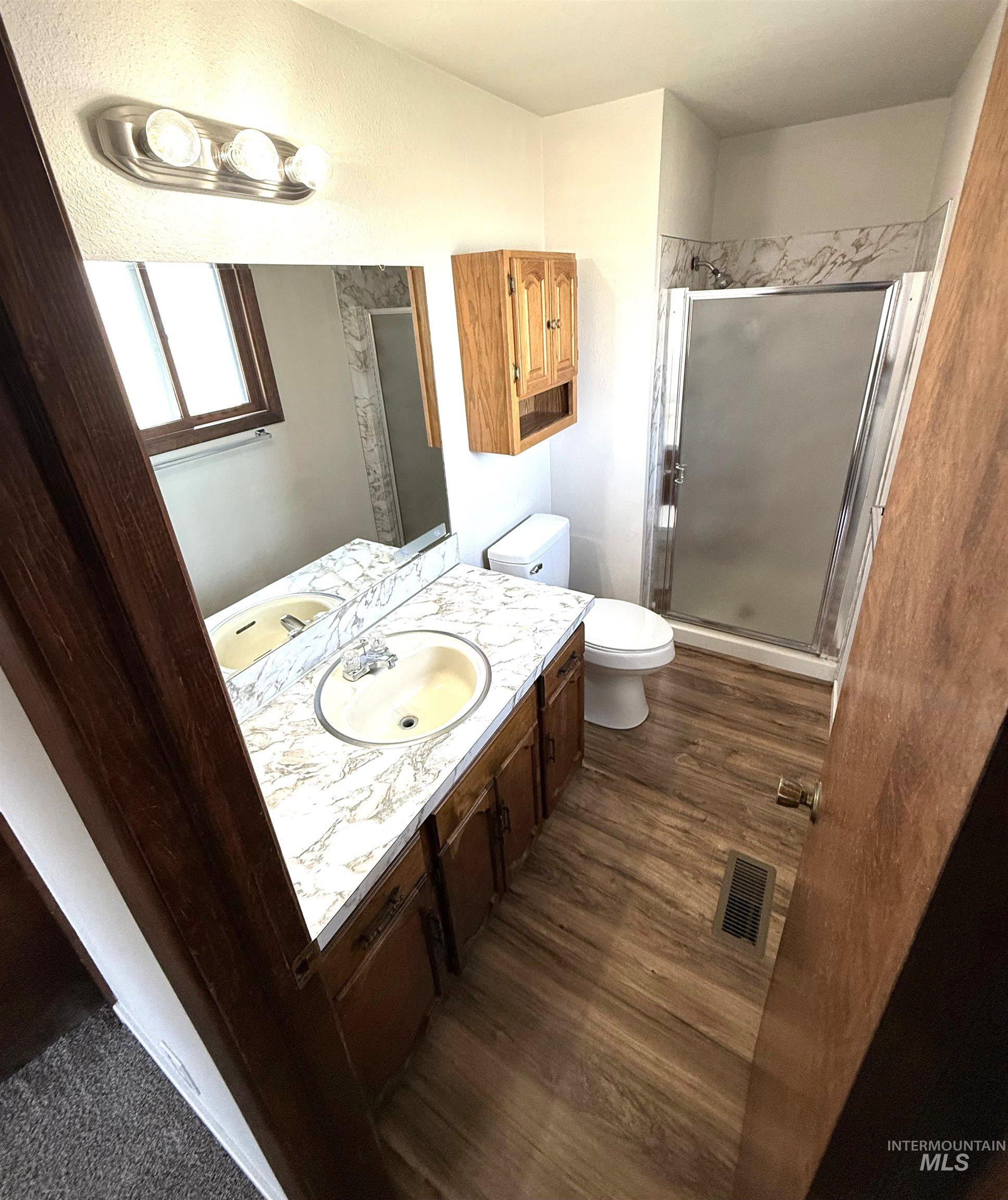 2644 W Rebecca, Meridian, Idaho 83646, 3 Bedrooms, 2 Bathrooms, Residential For Sale, Price $450,000,MLS 98977916