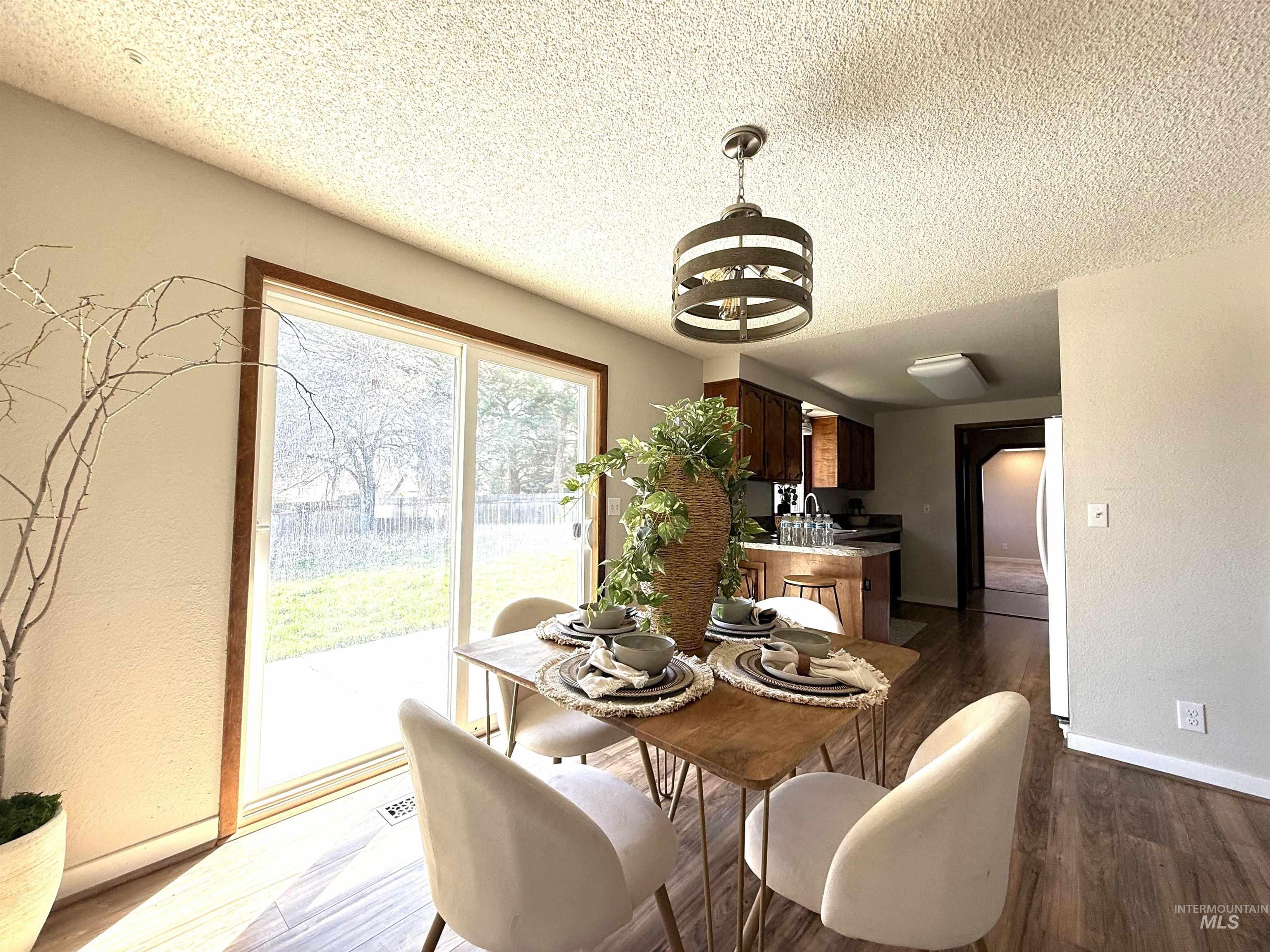 2644 W Rebecca, Meridian, Idaho 83646, 3 Bedrooms, 2 Bathrooms, Residential For Sale, Price $443,500,MLS 98977916