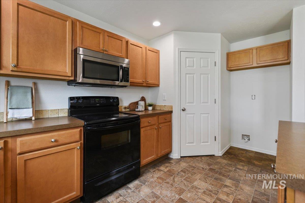 8196 W Grubstake St, Boise, Idaho 83709, 4 Bedrooms, 2.5 Bathrooms, Residential For Sale, Price $499,900,MLS 98977918