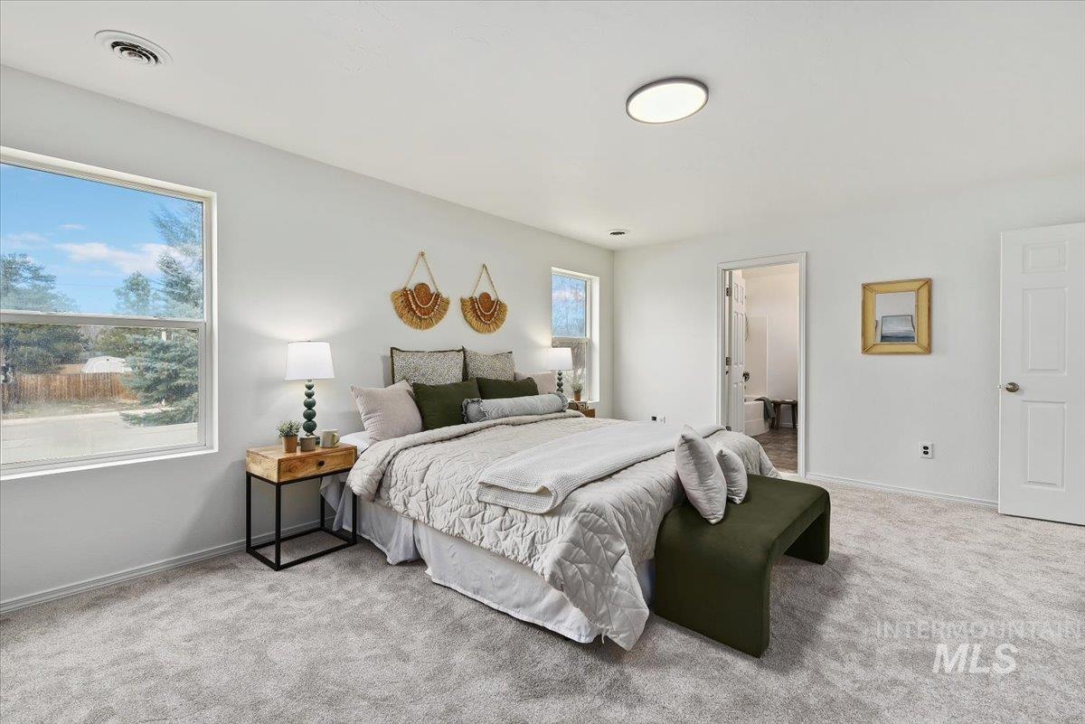 8196 W Grubstake St, Boise, Idaho 83709, 4 Bedrooms, 2.5 Bathrooms, Residential For Sale, Price $499,900,MLS 98977918